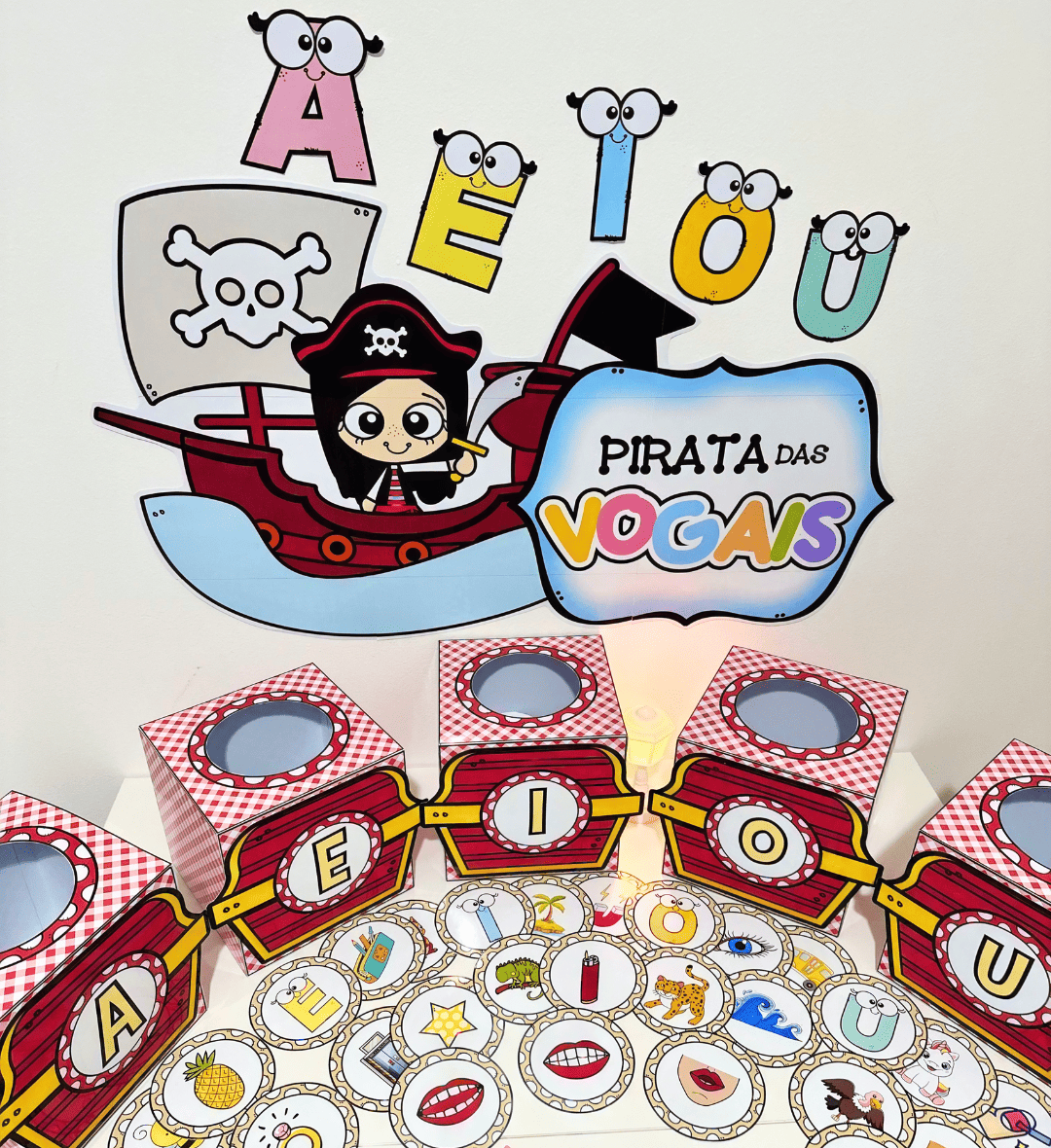 Pirata das Vogais: Kit em PDF para Educação Infantil — amostra 6: Explore as vogais com uma proposta de pareamento…
