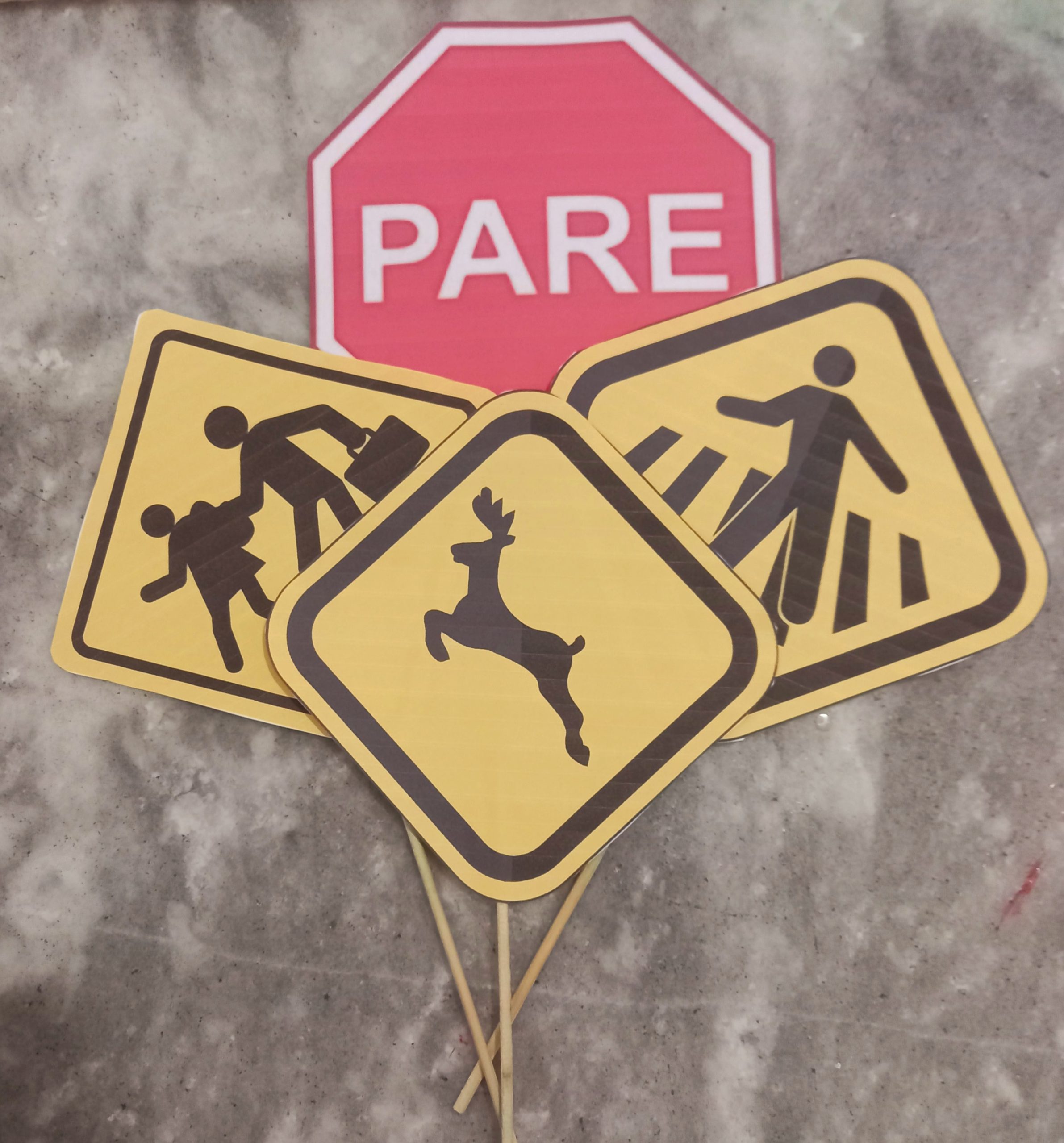 Placas de trânsito / palitoches semana do trânsito – PDF para Imprimir — amostra 1: Sobre o PLACAS DE TRÂNSITO / PALITOCHES… Placas de trânsito / palitoches semana do trânsito – PDF para Imprimir — amostra 1: Sobre o PLACAS DE TRÂNSITO / PALITOCHES…