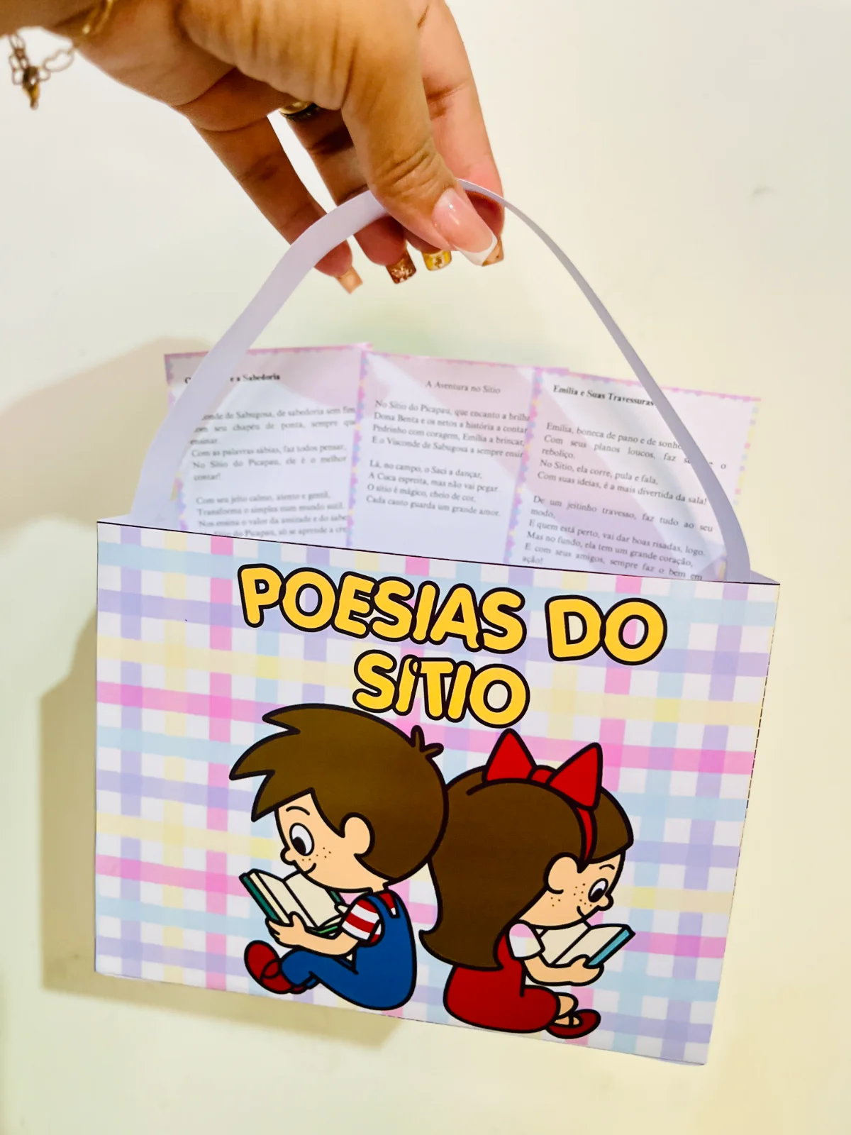 Poesias do Sítio do Picapau Amarelo – Material Pedagógico — amostra 2: Este material apresenta um conjunto de poesias…