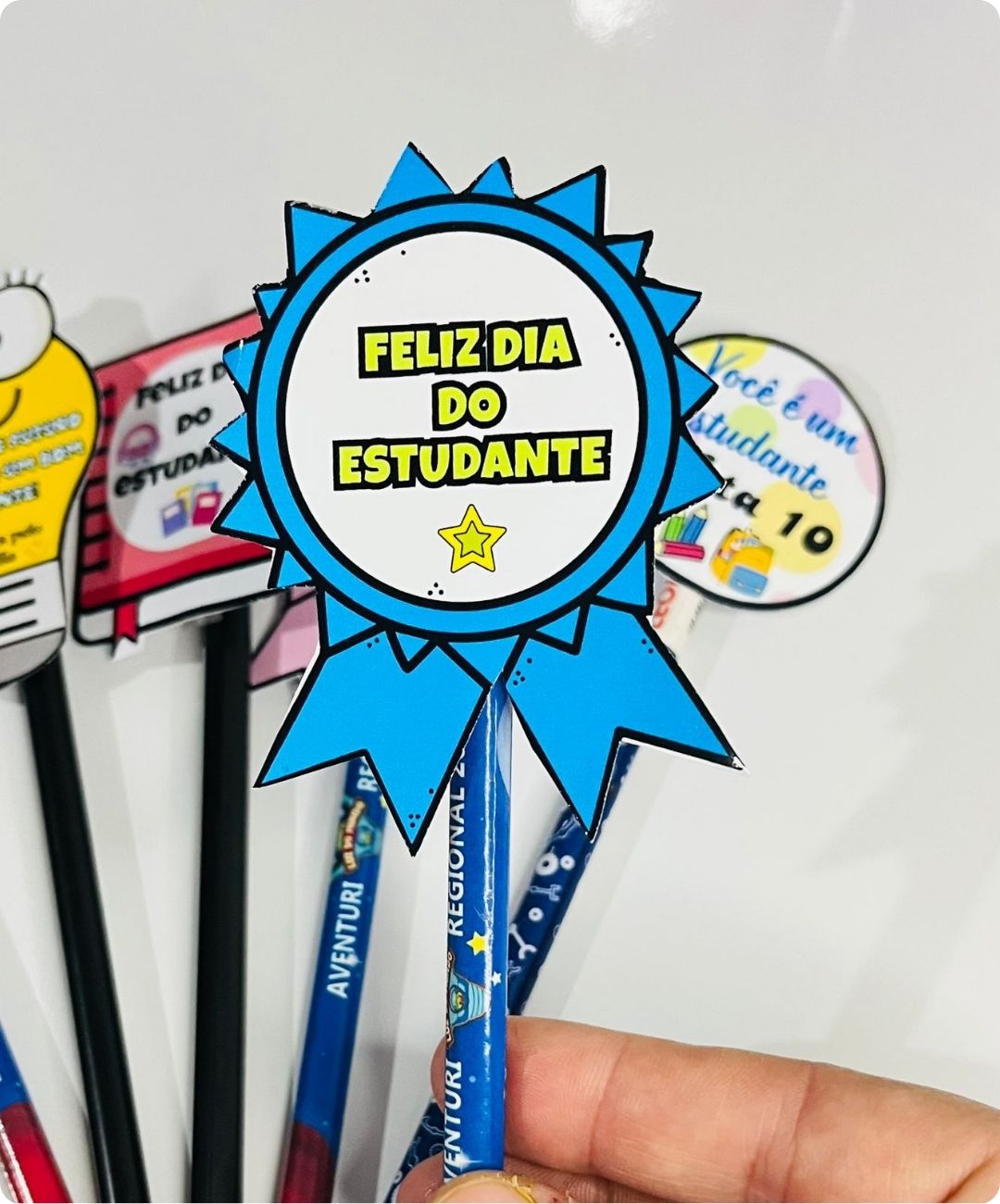 Ponteiras de lápis do Dia do Estudante para imprimir — amostra 2: Como preparar e usar com os alunos