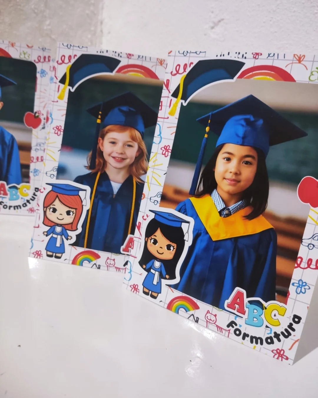 Porta-retrato de formatura ABC — amostra 1: 🎓✨ *Celebre a Formatura dos seus alunos com Estilo