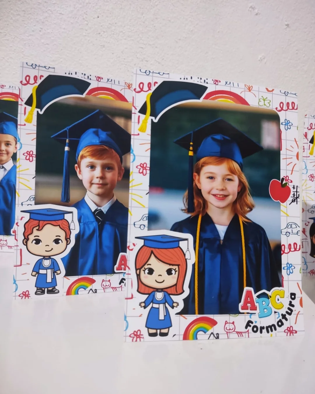 Porta-retrato de formatura ABC — amostra 5: 🎓✨ *Celebre a Formatura dos seus alunos com Estilo