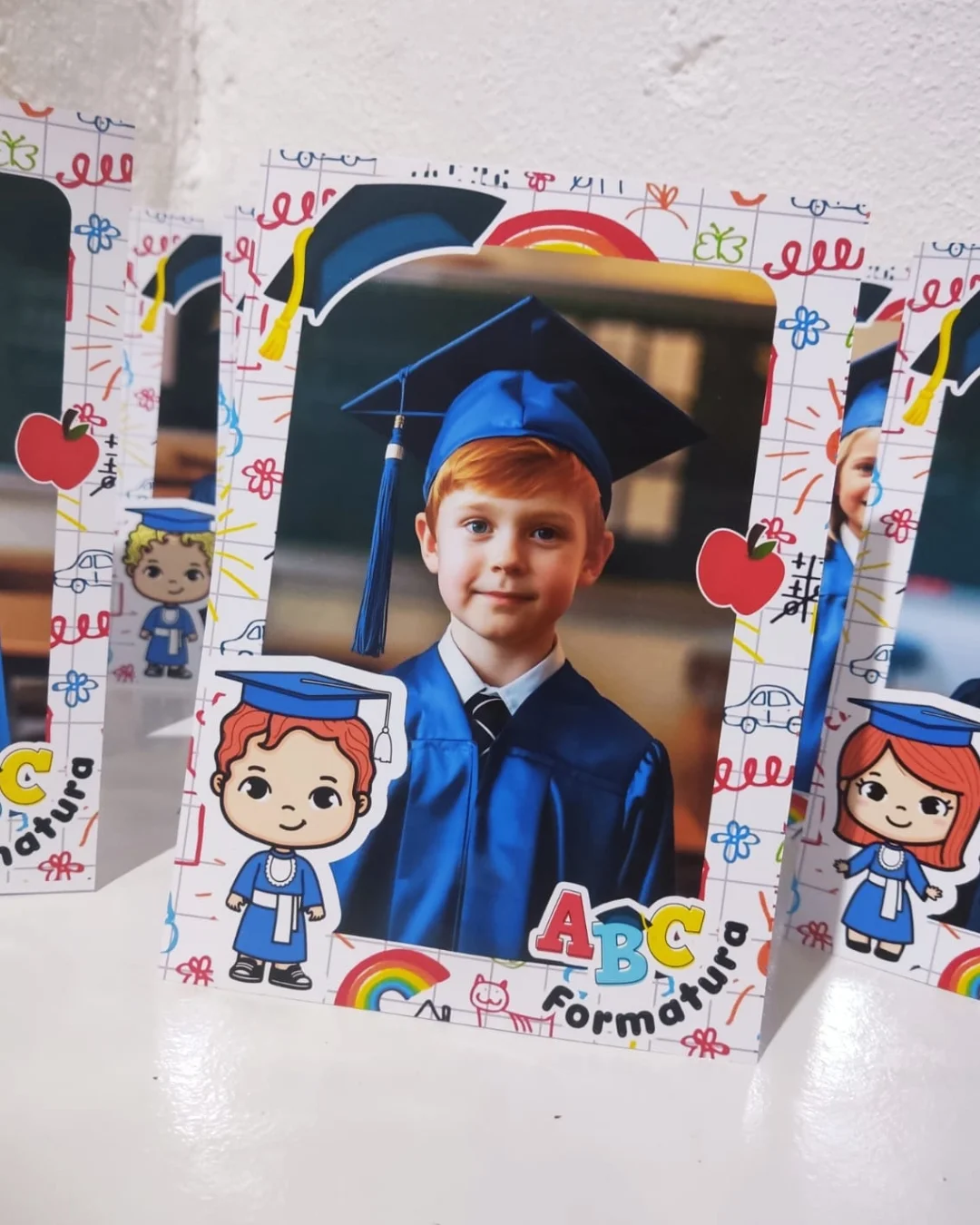Porta-retrato de formatura ABC — amostra 7: 🎓✨ *Celebre a Formatura dos seus alunos com Estilo
