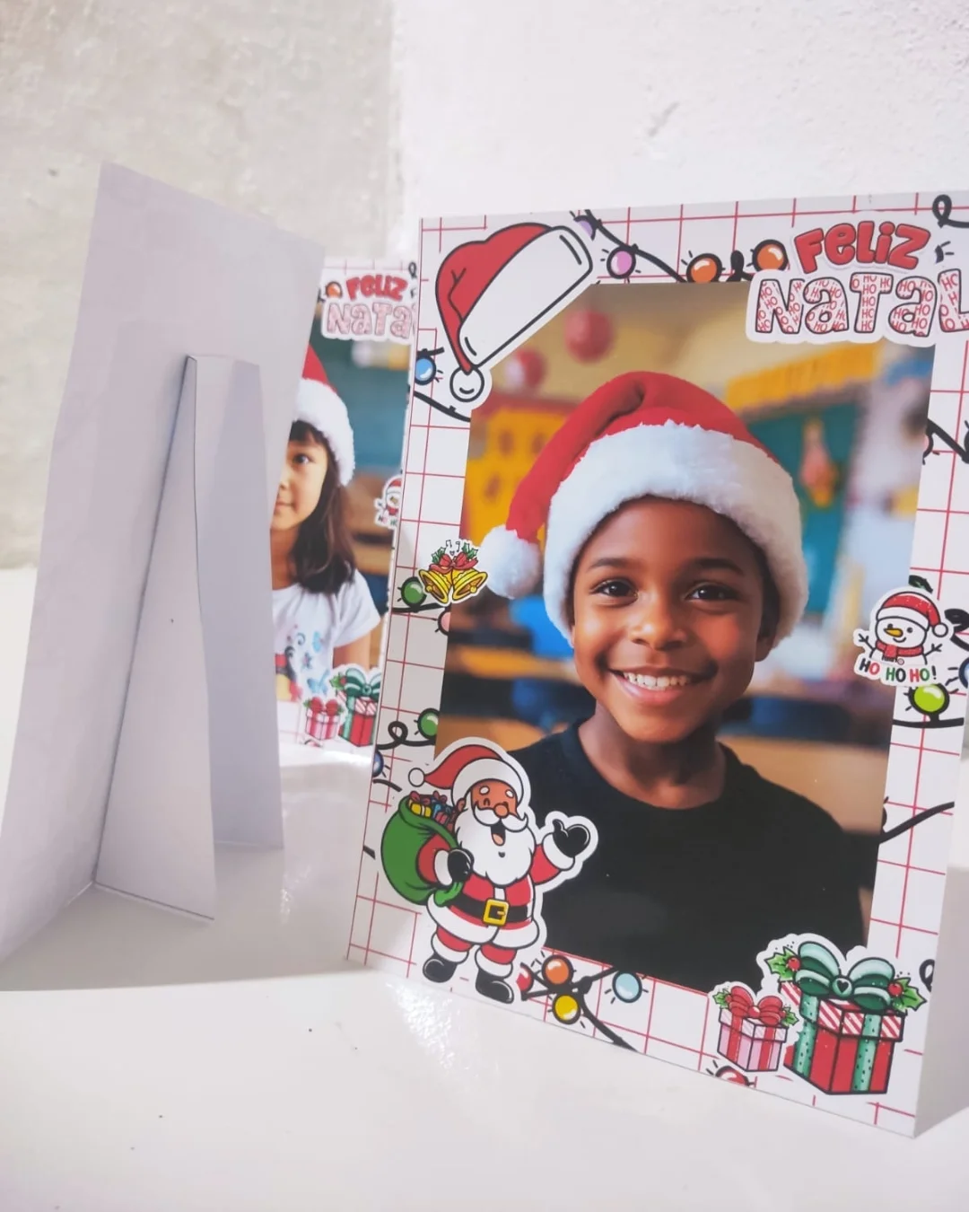 PORTA-RETRATO EDITÁVEL PERSONALIZADO – NATAL — amostra 7: Transforme o Natal em um momento ainda mais inesquecível com… PORTA-RETRATO EDITÁVEL PERSONALIZADO – NATAL — amostra 7: Transforme o Natal em um momento ainda mais inesquecível com…