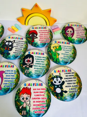 Pratinhos do Folclore Boas Férias | Lembrancinha PDF — amostra 3: 🖨️ Formato e Praticidade: