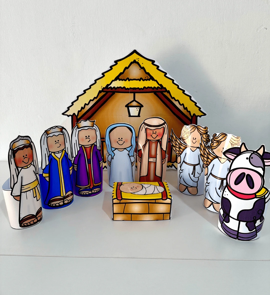 Presépio 3D Colorido em PDF para Imprimir e Montar — amostra 5: Monte um presépio de mesa colorido para representar o…