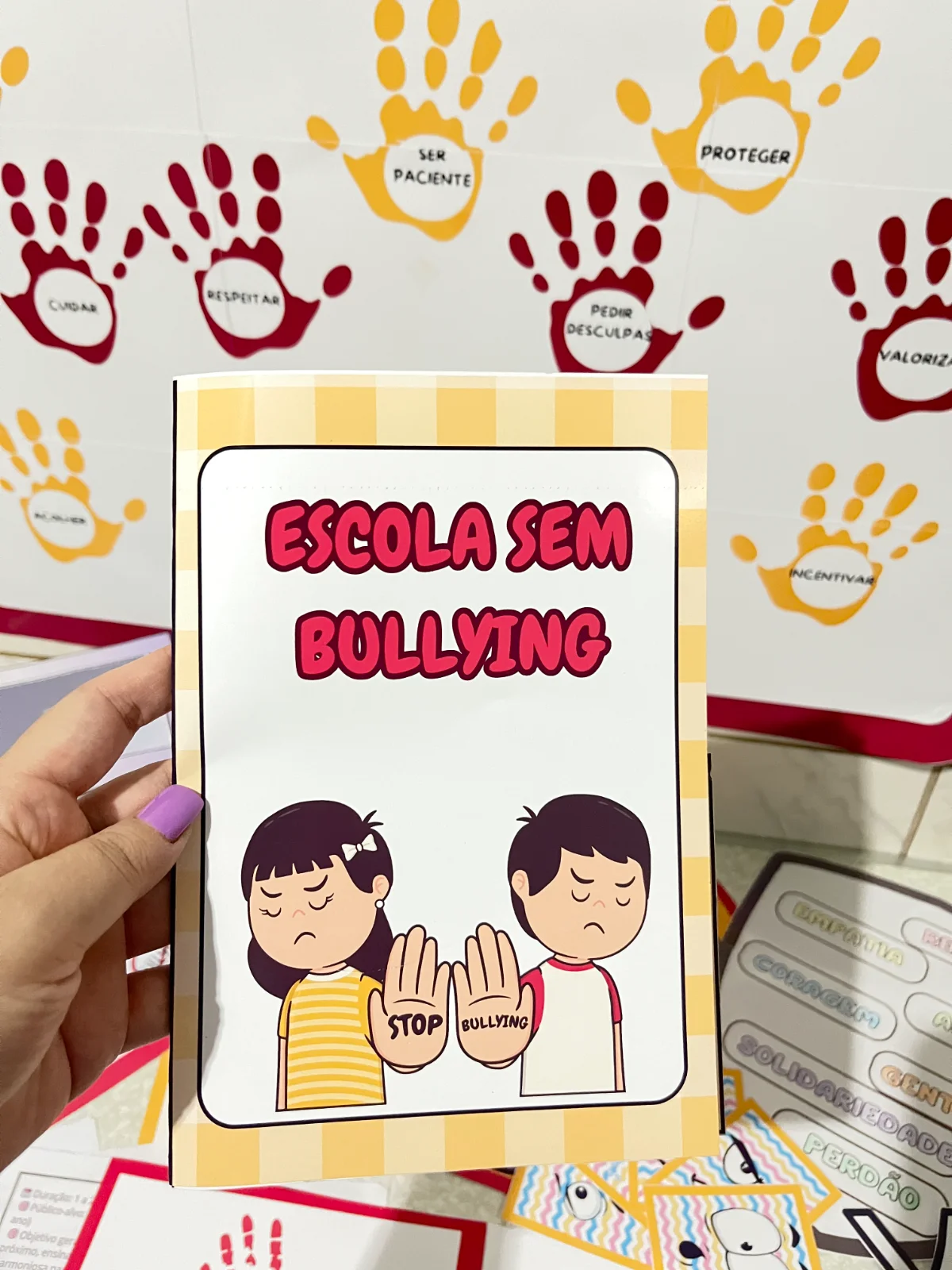 🚫🎭 PROJETO "DIGA NÃO AO BULLYING!" 🎭🚫 — amostra 4: Chegou o recurso ideal para ensinar sobre respeito, empatia e… 🚫🎭 PROJETO "DIGA NÃO AO BULLYING!" 🎭🚫 — amostra 4: Chegou o recurso ideal para ensinar sobre respeito, empatia e…