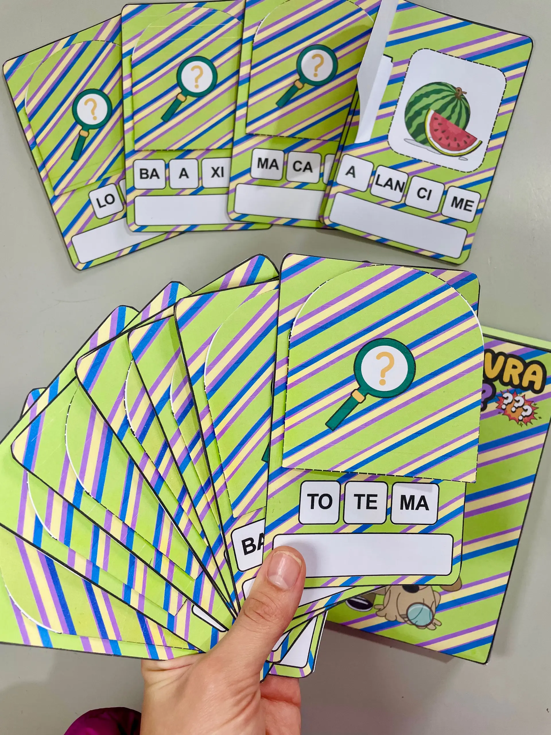 Que Palavra é Essa? – Jogo de Formação de Palavras — amostra 1: 🔎 QUE PALAVRA É ESSA? – JOGO DE FORMAÇÃO DE PALAVRAS Que Palavra é Essa? – Jogo de Formação de Palavras — amostra 1: 🔎 QUE PALAVRA É ESSA? – JOGO DE FORMAÇÃO DE PALAVRAS