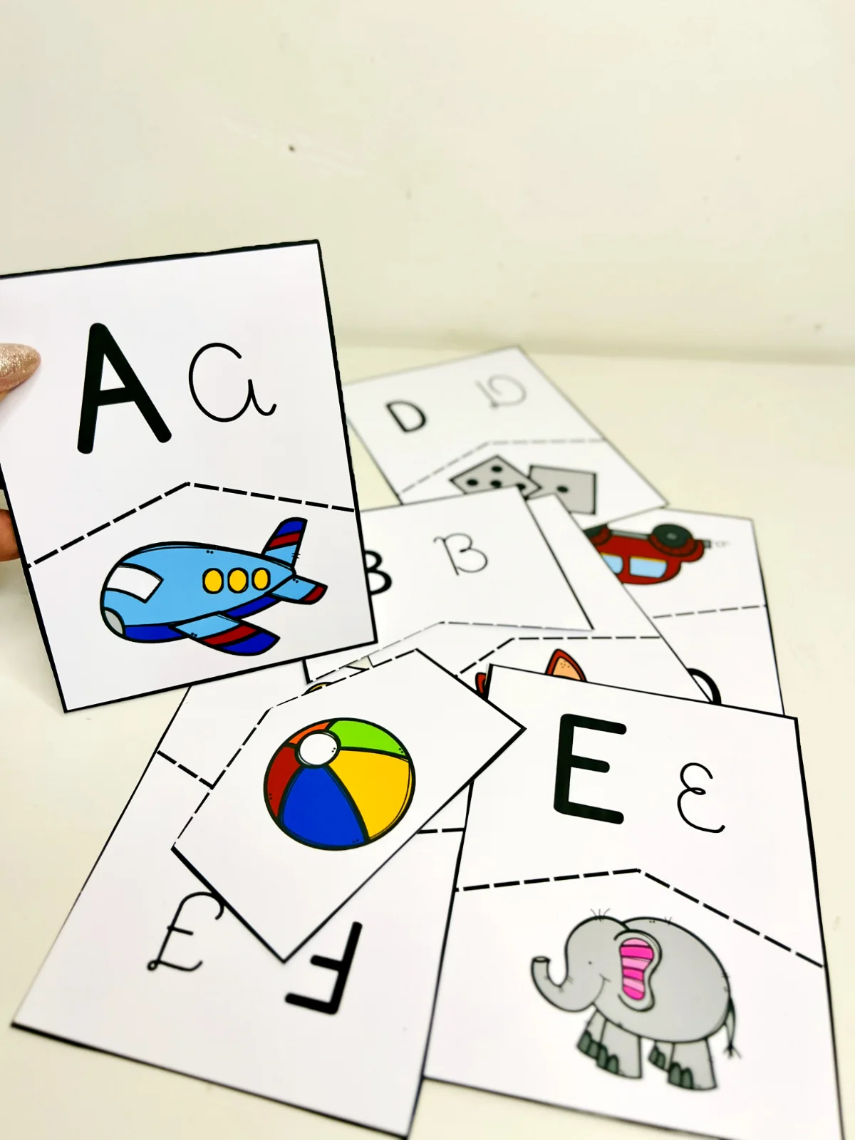 Quebra-Cabeça Alfabético: Letras e Imagens em PDF — amostra 1: Peças de quebra-cabeça que unem letra, imagem e palavra,…