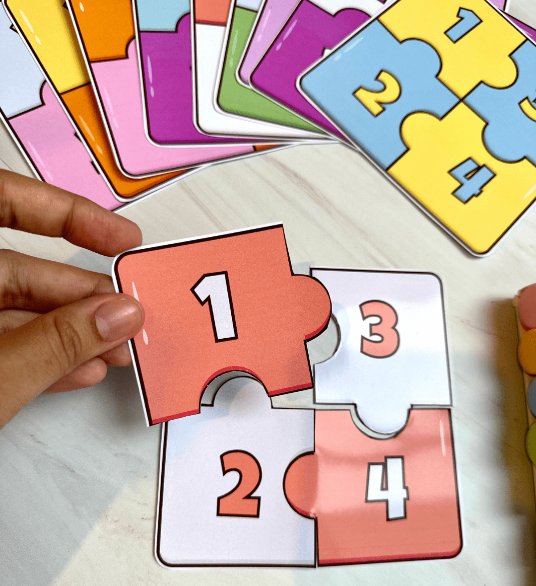 Quebra-cabeça de cores e números: 10 propostas para imprimir — amostra 1: Quebra-cabeça de cores e números para aprender…