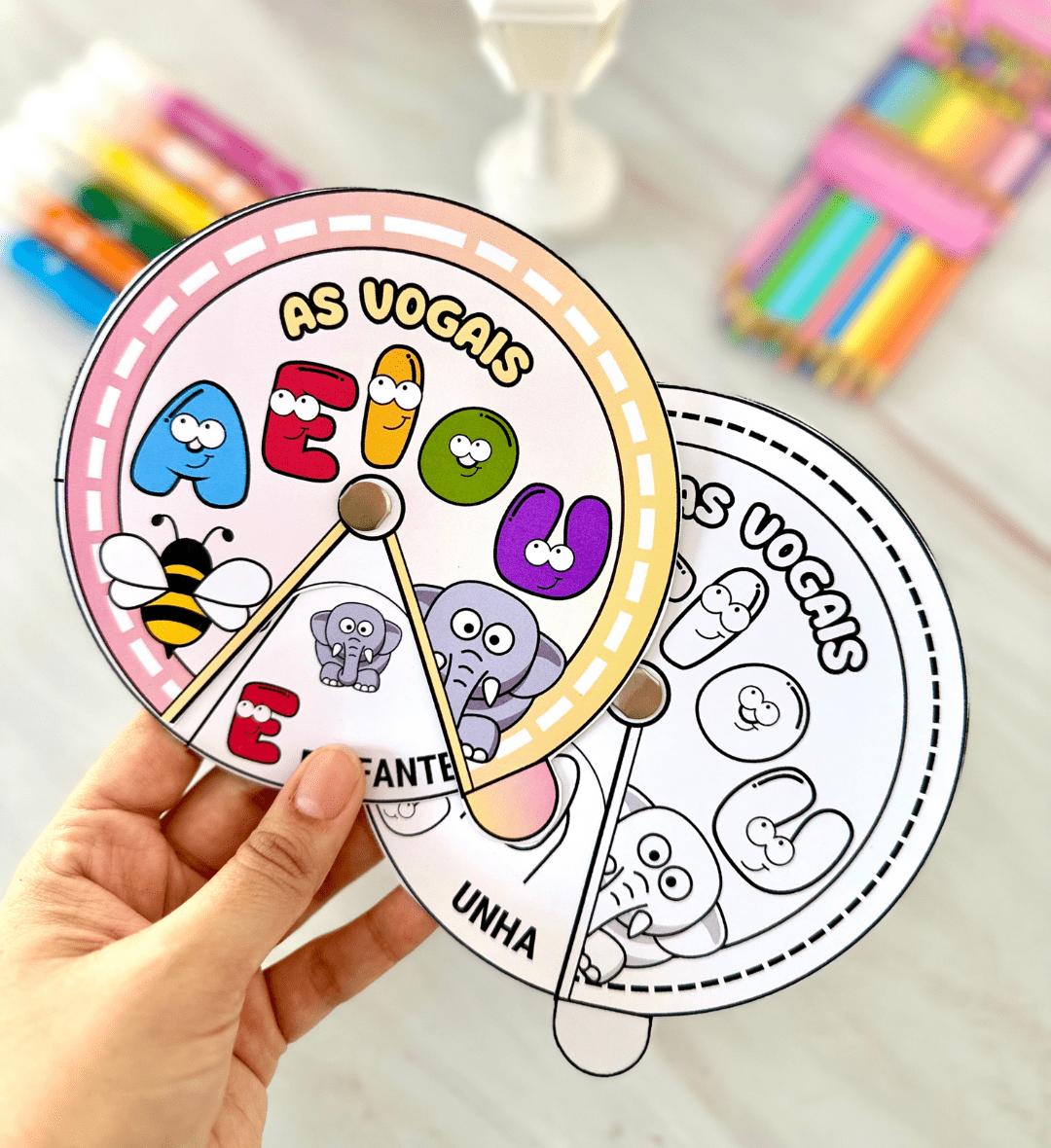 Roleta das Vogais em PDF para Educação Infantil — amostra 1: Roleta das Vogais: interação na Educação Infantil