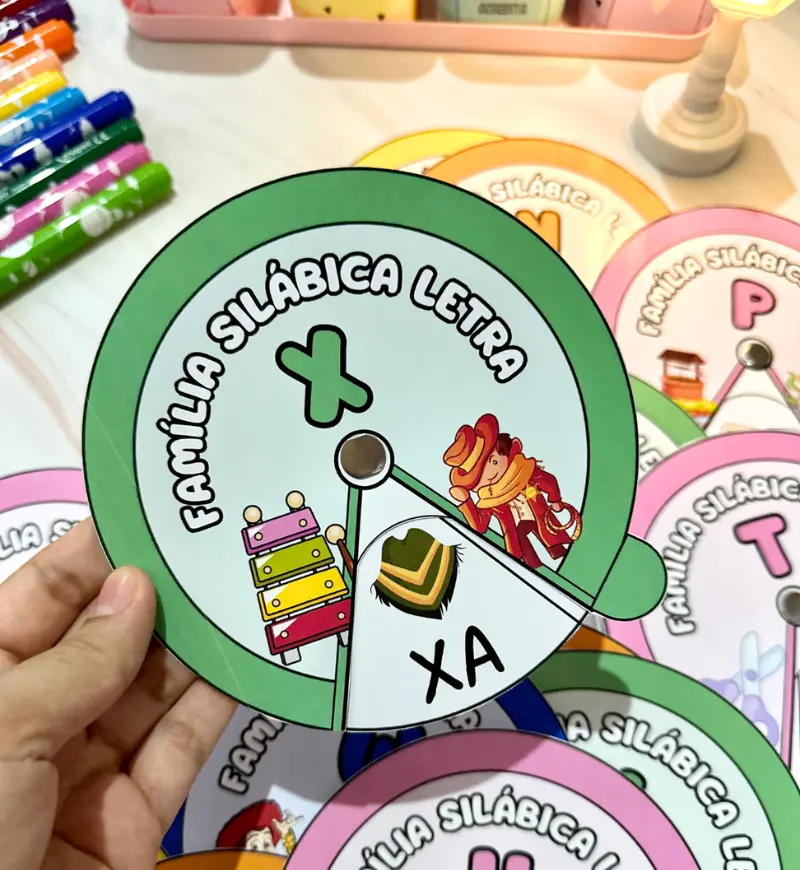 Roleta silábica para imprimir: 21 roletas de sílabas simples — amostra 2: O que você recebe no material
