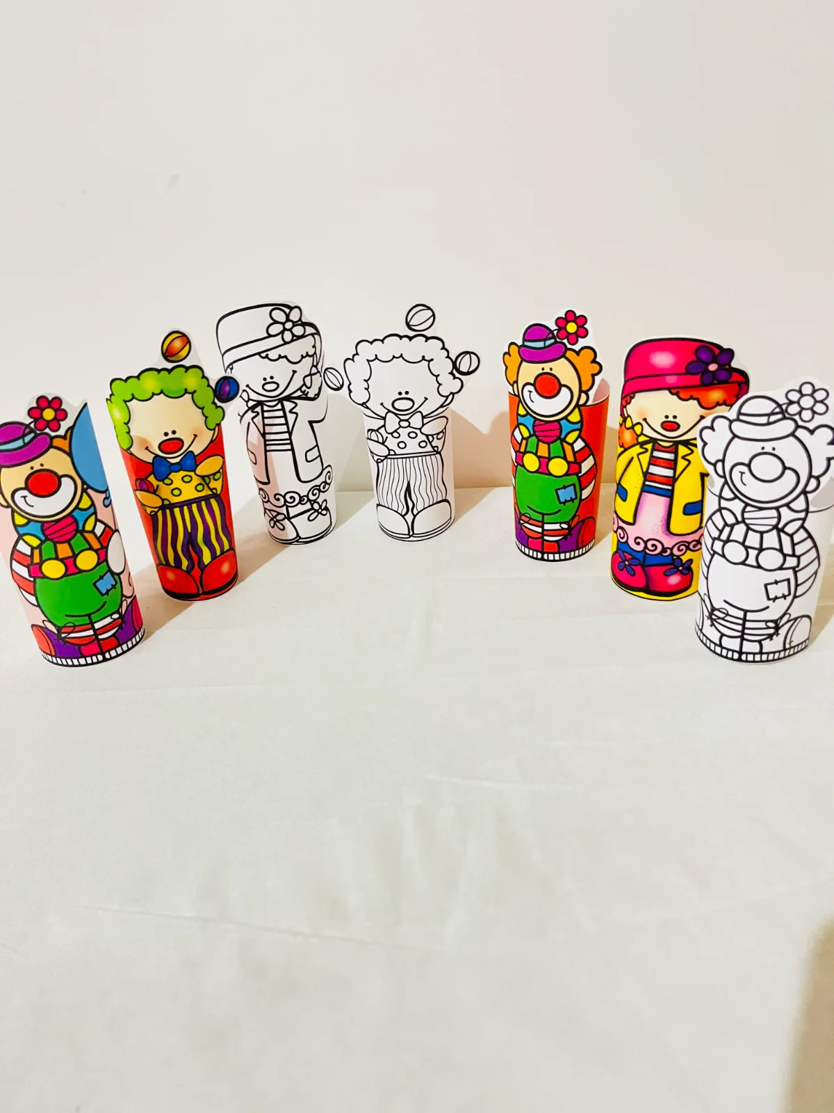 🎪 Rolinhos do Palhaço - Pintar, Colorir e Montar — amostra 3: Leve mais cor, alegria e criatividade para sua sala com os… 🎪 Rolinhos do Palhaço - Pintar, Colorir e Montar — amostra 3: Leve mais cor, alegria e criatividade para sua sala com os…