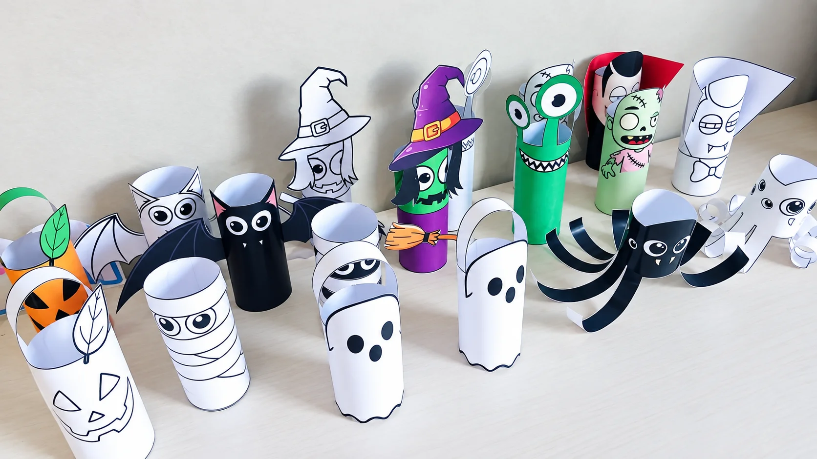 Rolinhos dos Personagens do Halloween - Dia das Bruxas 2026 BR — amostra 3: Arquivo em PDF com 9 personagens de Halloween,…