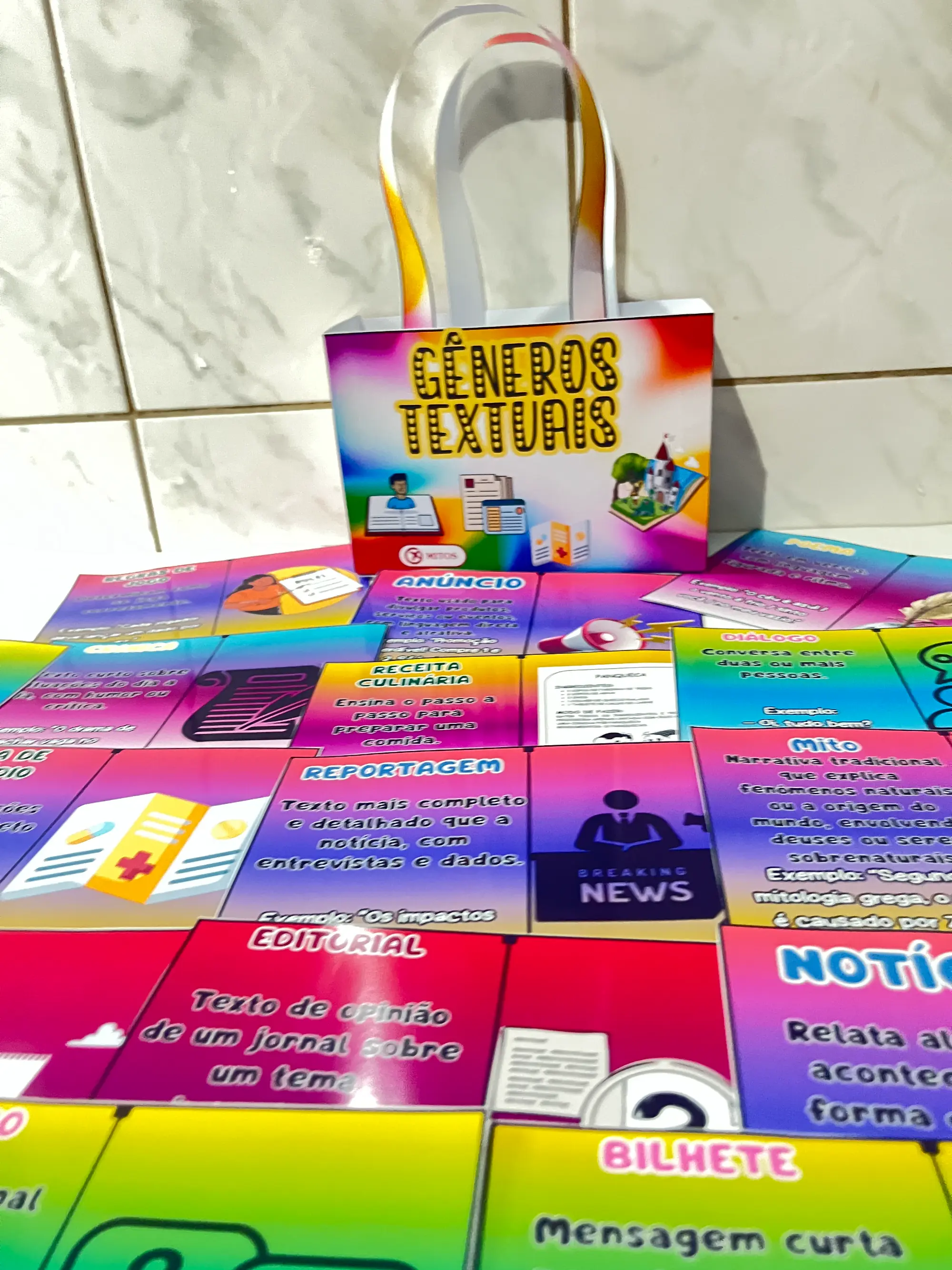 🎒✨ SACOLA DOS GÊNEROS TEXTUAIS – SUPER COMPLETA! ✨🎒 — amostra 5: Todos os principais gêneros textuais em um só lugar, com… 🎒✨ SACOLA DOS GÊNEROS TEXTUAIS – SUPER COMPLETA! ✨🎒 — amostra 5: Todos os principais gêneros textuais em um só lugar, com…