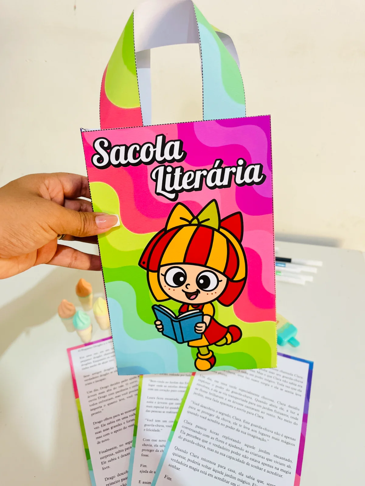 Sacola Literária - Recurso Lúdico para Leitura — Alfabetização para Todas as séries: Sacola Literária Esta sacola literária…