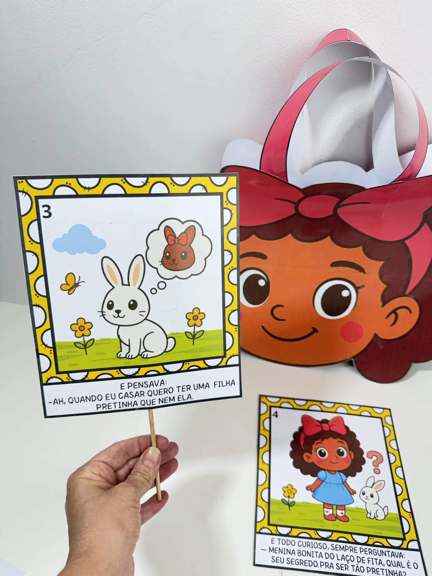 Sacola Menina bonita do laço de fita — amostra 1: *HISTORIA DA SACOLA A MENINA BONITA DO LAÇO DE FITA* 🎀 Encante sua turma…