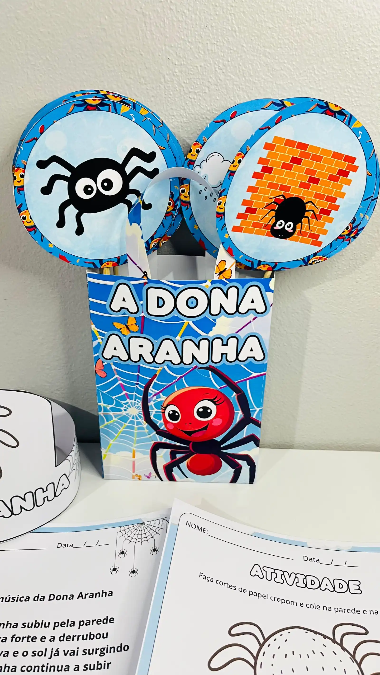 Sacola Musical Dona Aranha – Recurso Pedagógico Infantil — História para Educação Infantil: Sacola Musical Dona Aranha é um…