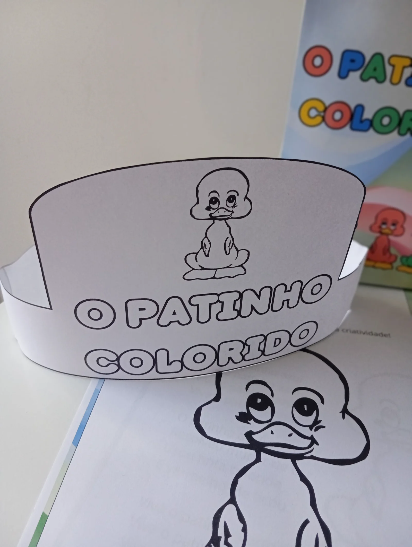 Sacola Musical Patinho Colorido – Recurso Pedagógico Infantil — amostra 1: Sacola Musical Patinho Colorido com plaquinhas…
