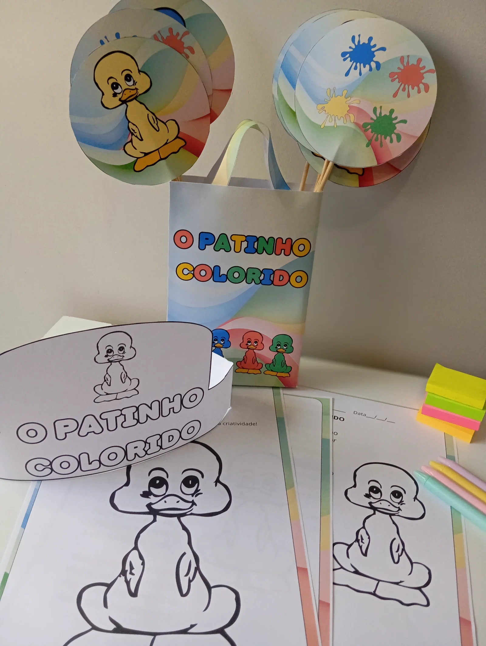 Sacola Musical Patinho Colorido – Recurso Pedagógico Infantil — amostra 6: Sacola Musical Patinho Colorido com plaquinhas…