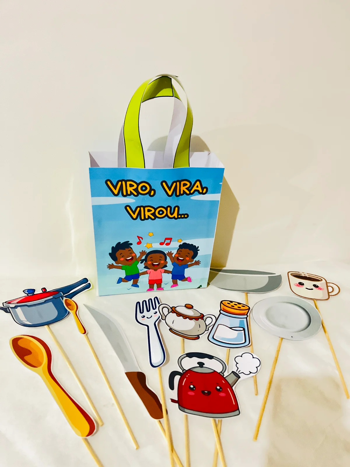 Sacola Musical Vira, Vira, Virou – Material Pedagógico — amostra 3: Encante seus alunos com a Sacola Musical “Vira Virou”
