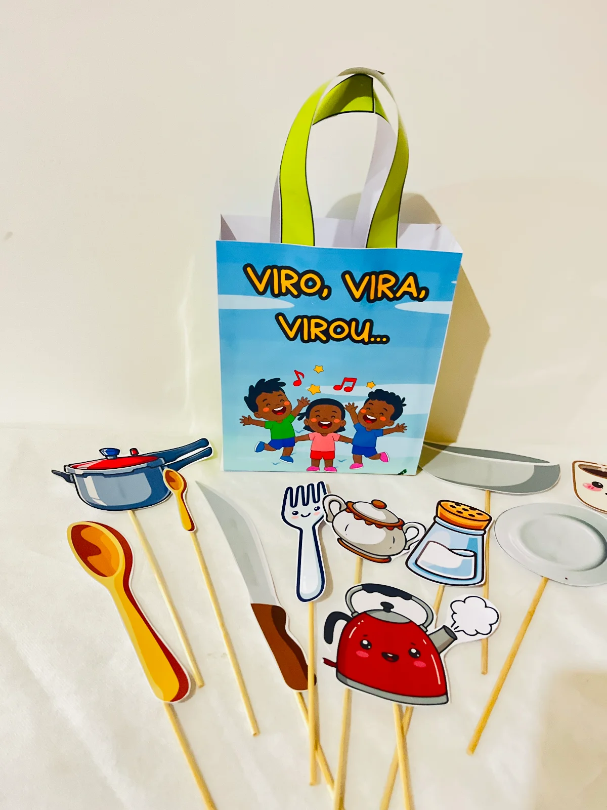 Sacola Musical Vira, Vira, Virou – Material Pedagógico — amostra 4: Encante seus alunos com a Sacola Musical “Vira Virou”