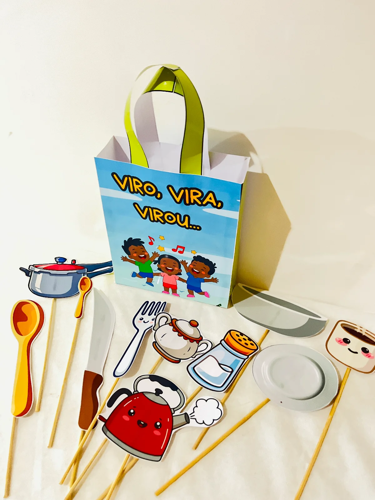 Sacola Musical Vira, Vira, Virou – Material Pedagógico — amostra 6: Encante seus alunos com a Sacola Musical “Vira Virou”