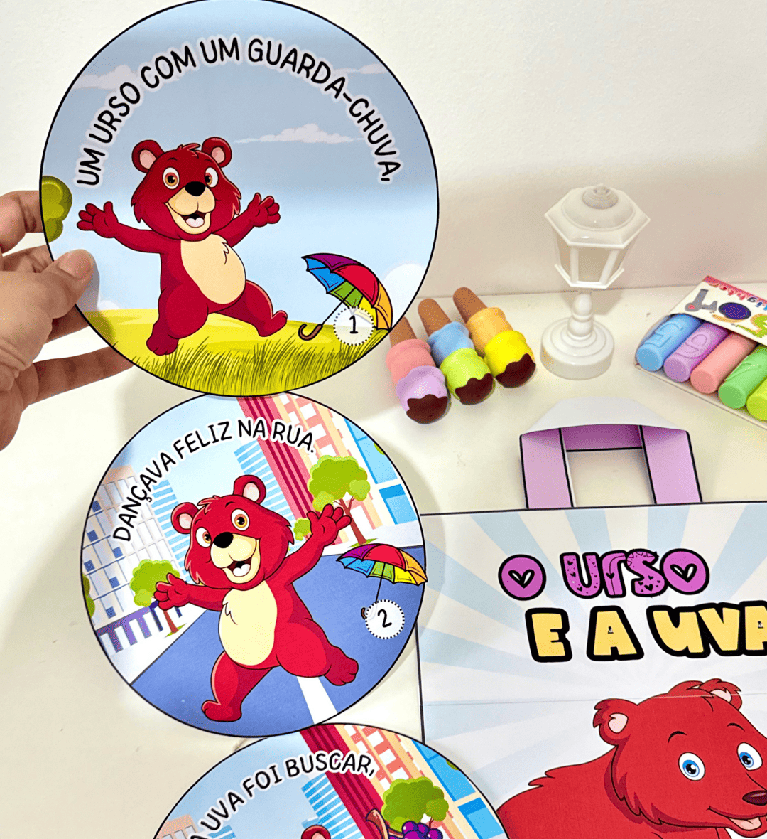 Sacola Poema Vogal U: História Rimada para Educação Infantil — amostra 5: Trabalhe a vogal U com uma história interativa e…