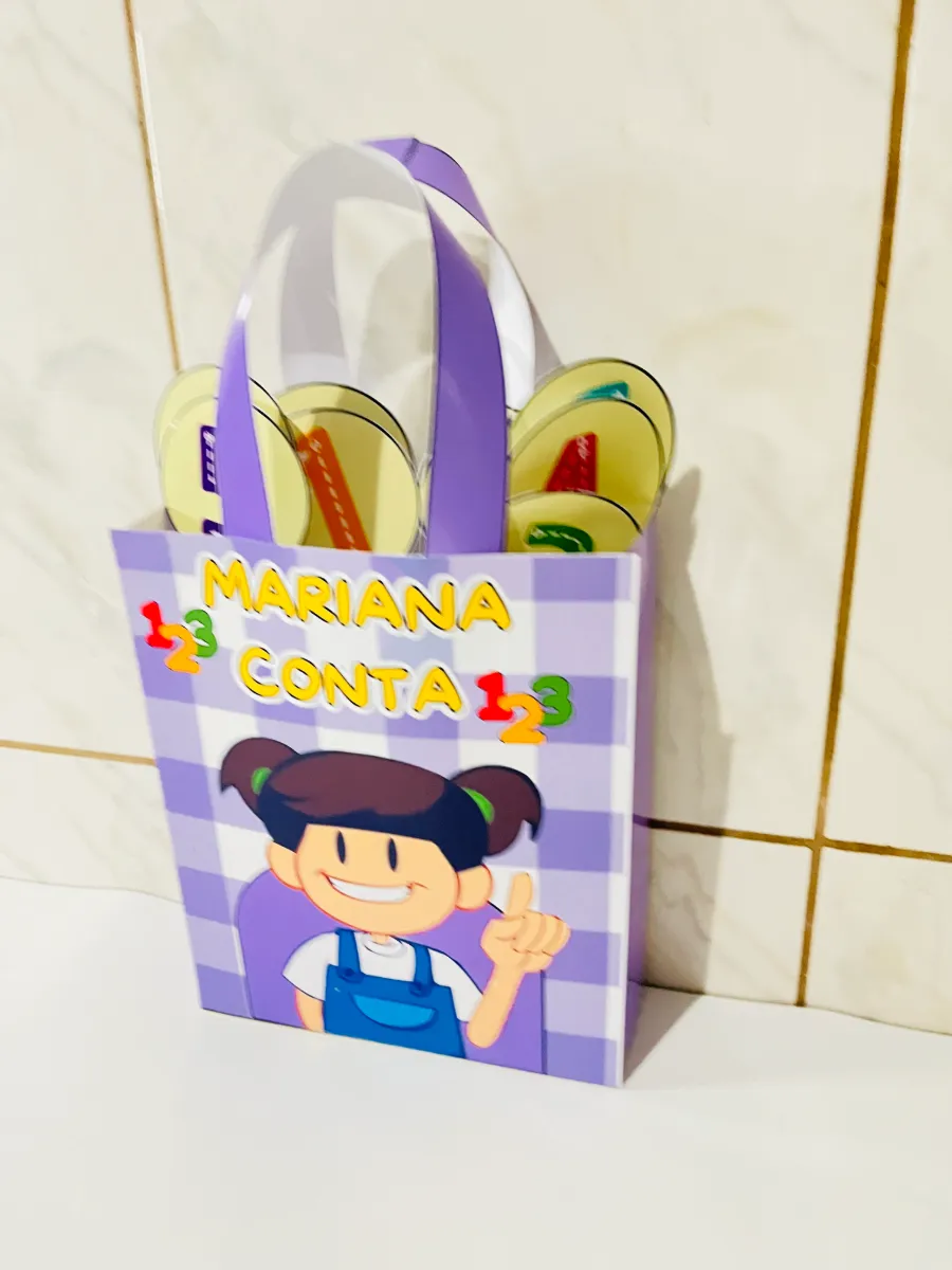 Sacola Teatral Mariana Conta 1-Galinha Pintadinha-Ed. infantil — amostra 1: Sacola teatral inspirada na música da Galinha…