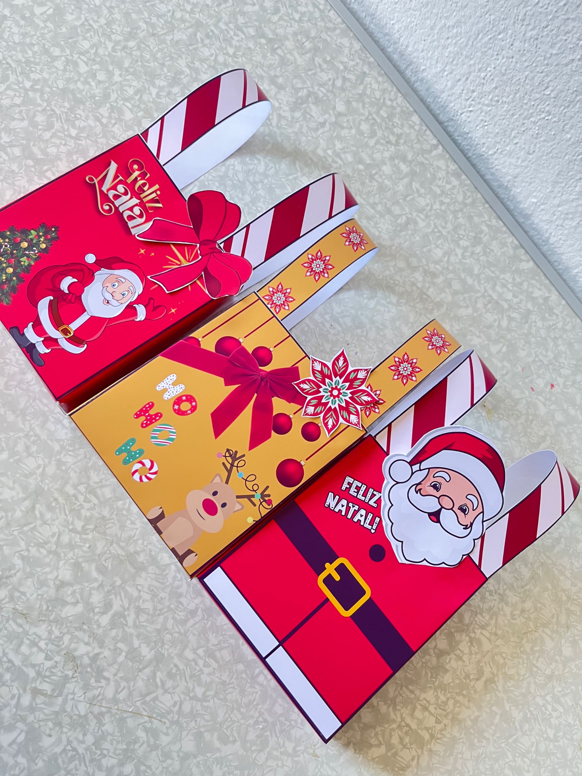 Sacolinha de natal colorida para imprimir em PDF — Datas comemorativas para Todas as séries: Encante o Natal das crianças…