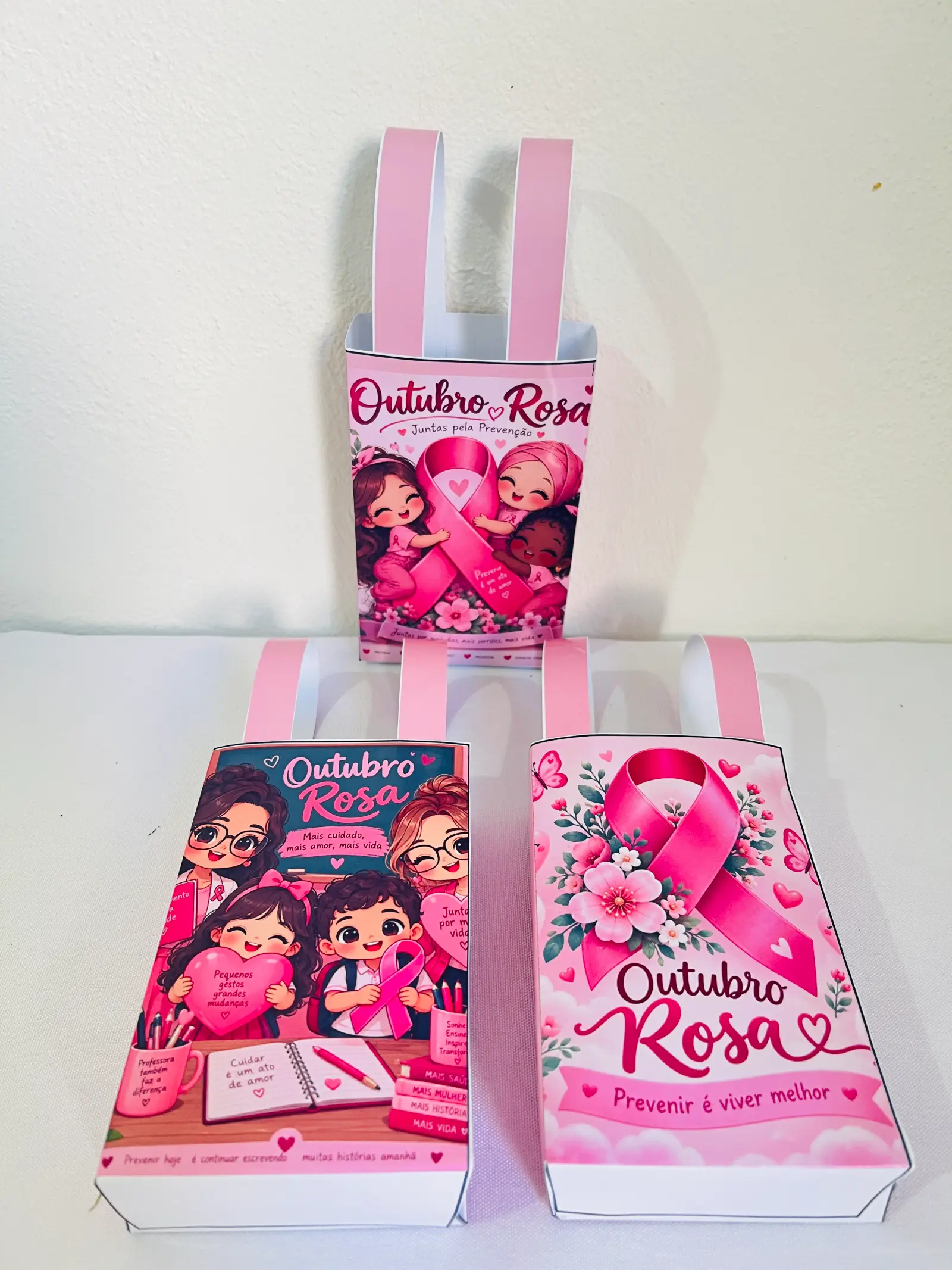 Sacolinha Outubro Rosa – Lembrancinha Cheia De Amor — amostra 6: 📲 Prepare uma ação especial e surpreenda com uma…