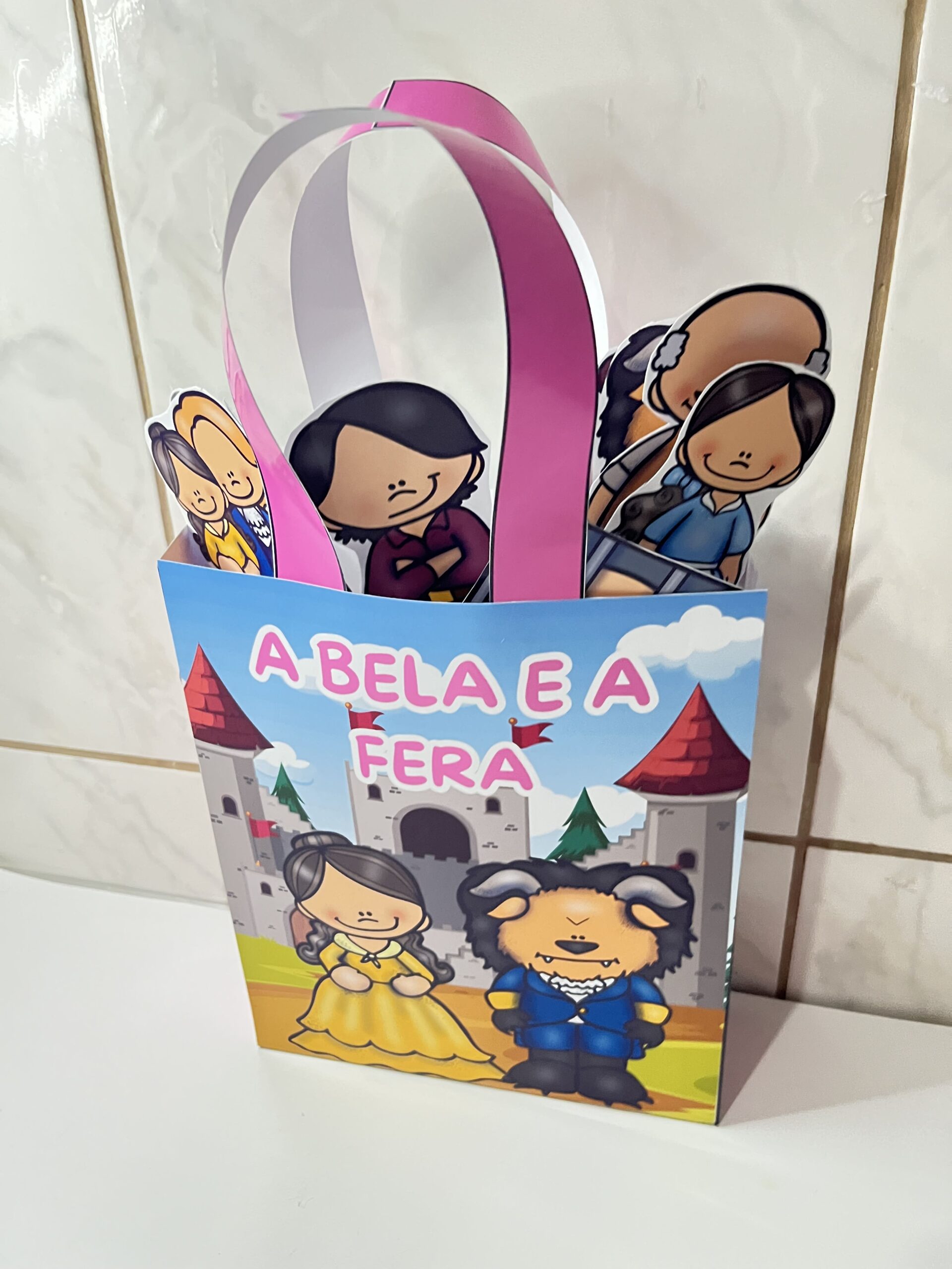 Sacolinha teatral a bela e a fera – PDF para Imprimir — amostra 1: O que vem no material