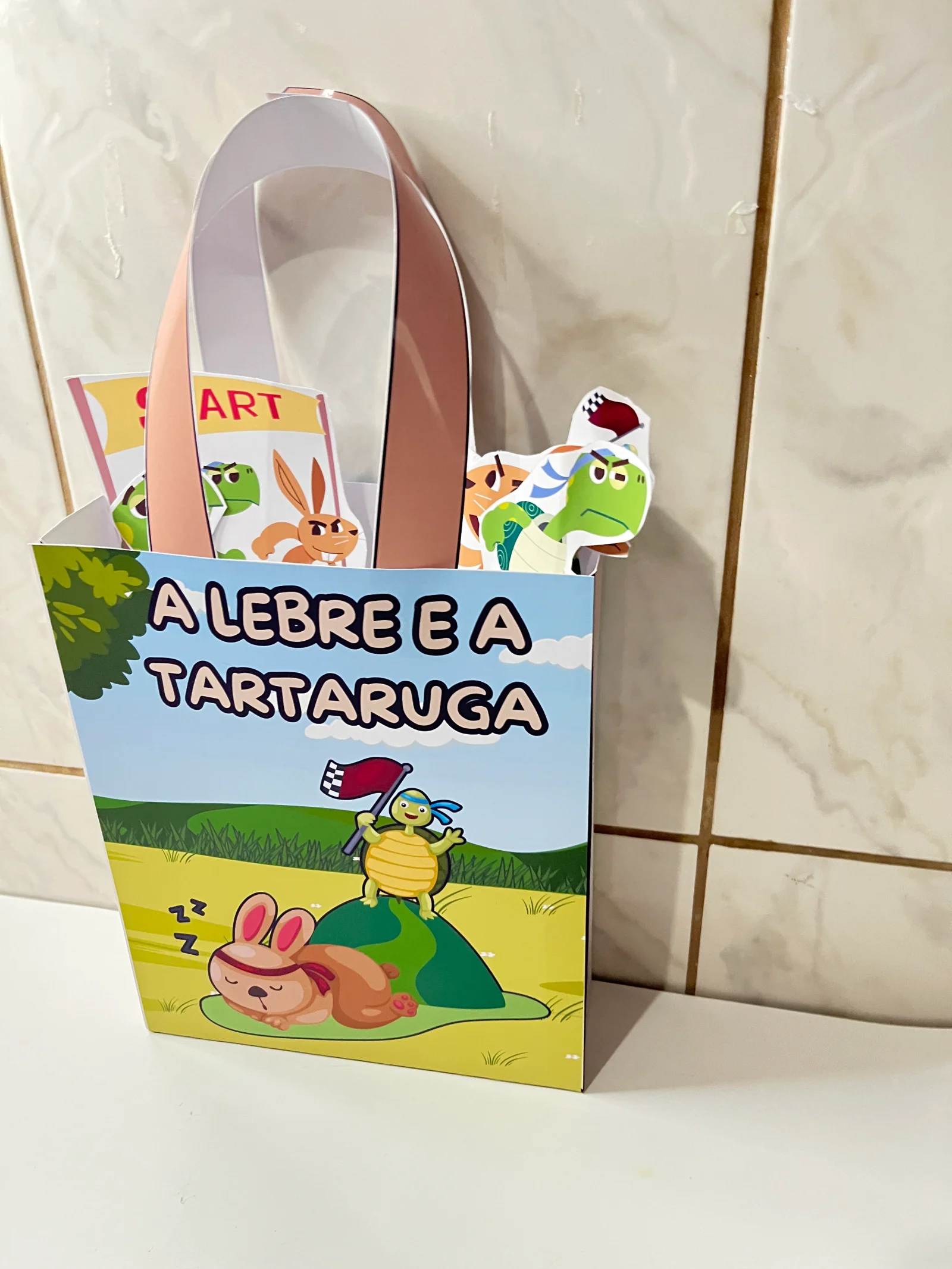 š¢š SACOLINHA TEATRAL ā A LEBRE E A TARTARUGA ā amostra 2: Era uma vez uma história clĆ”ssica que ganhou uma forma aindaā¦ š¢š SACOLINHA TEATRAL ā A LEBRE E A TARTARUGA ā amostra 2: Era uma vez uma história clĆ”ssica que ganhou uma forma aindaā¦