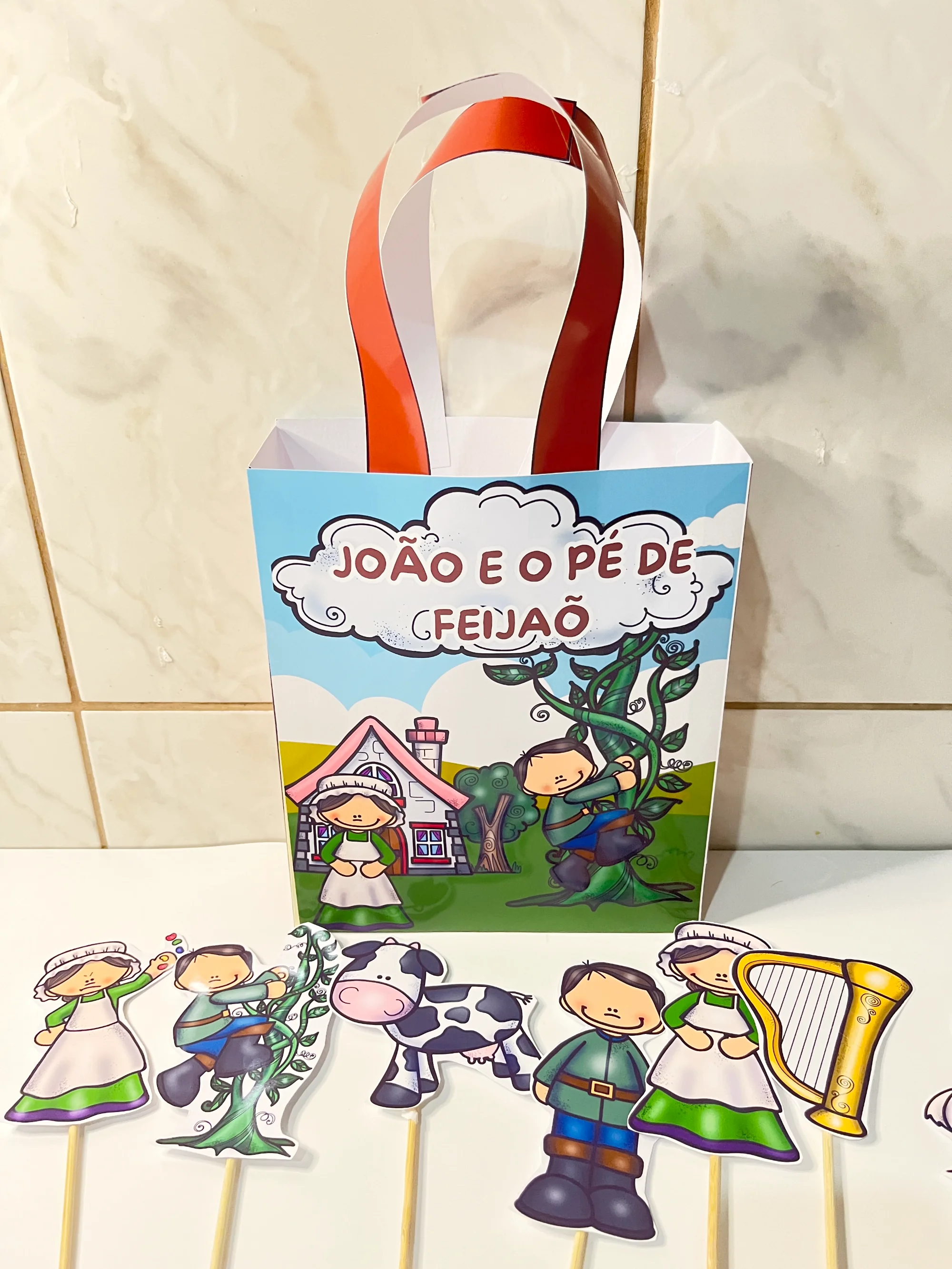 🌱🎭 SACOLINHA TEATRAL – JOÃO E O PÉ DE FEIJÃO 🎭🌱 — amostra 1: 🌱🎭 SACOLINHA TEATRAL – JOÃO E O PÉ DE FEIJÃO 🎭🌱