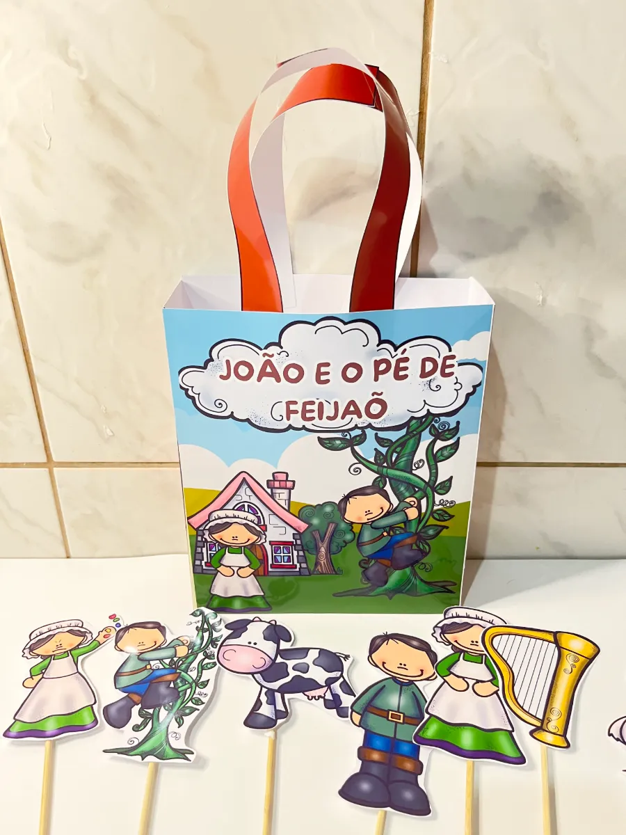 Sacolinha Teatral – João e o Pé de Feijão — amostra 1: Sacolinha Teatral – João e o Pé de feijão Era uma vez uma história…