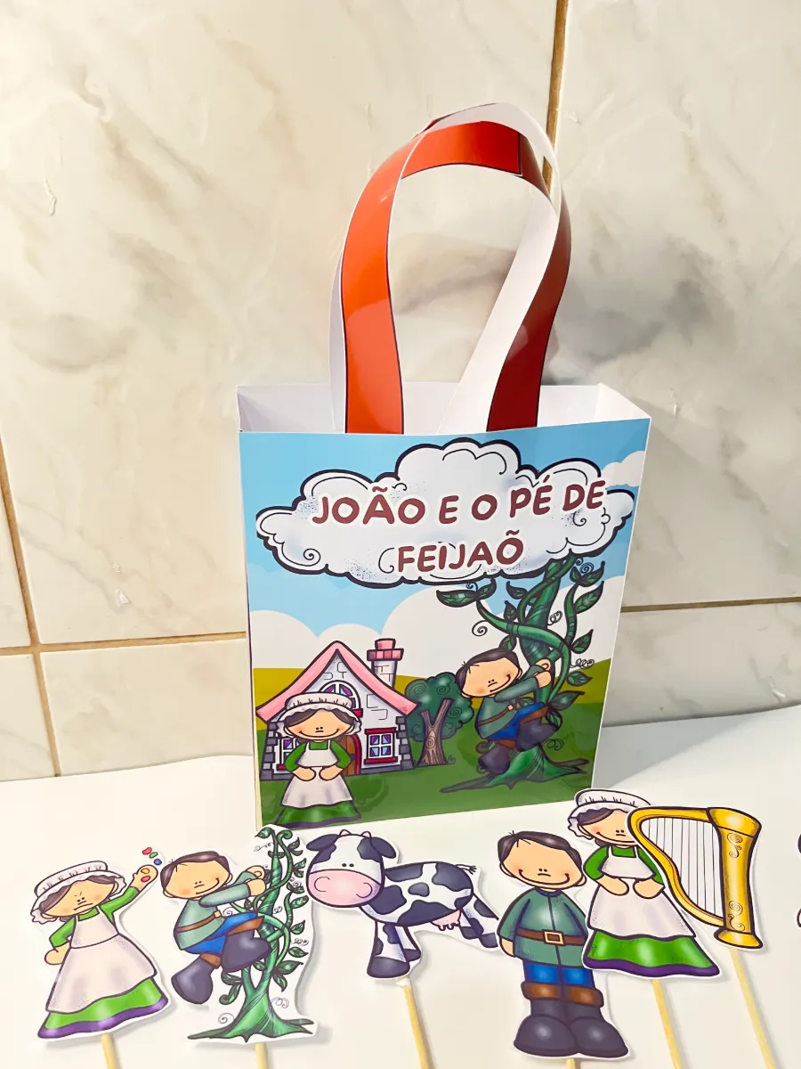 Sacolinha Teatral – João e o Pé de Feijão — amostra 3: ✅ Contação de histórias ✅ Teatro de fantoches ✅ Imaginação e…