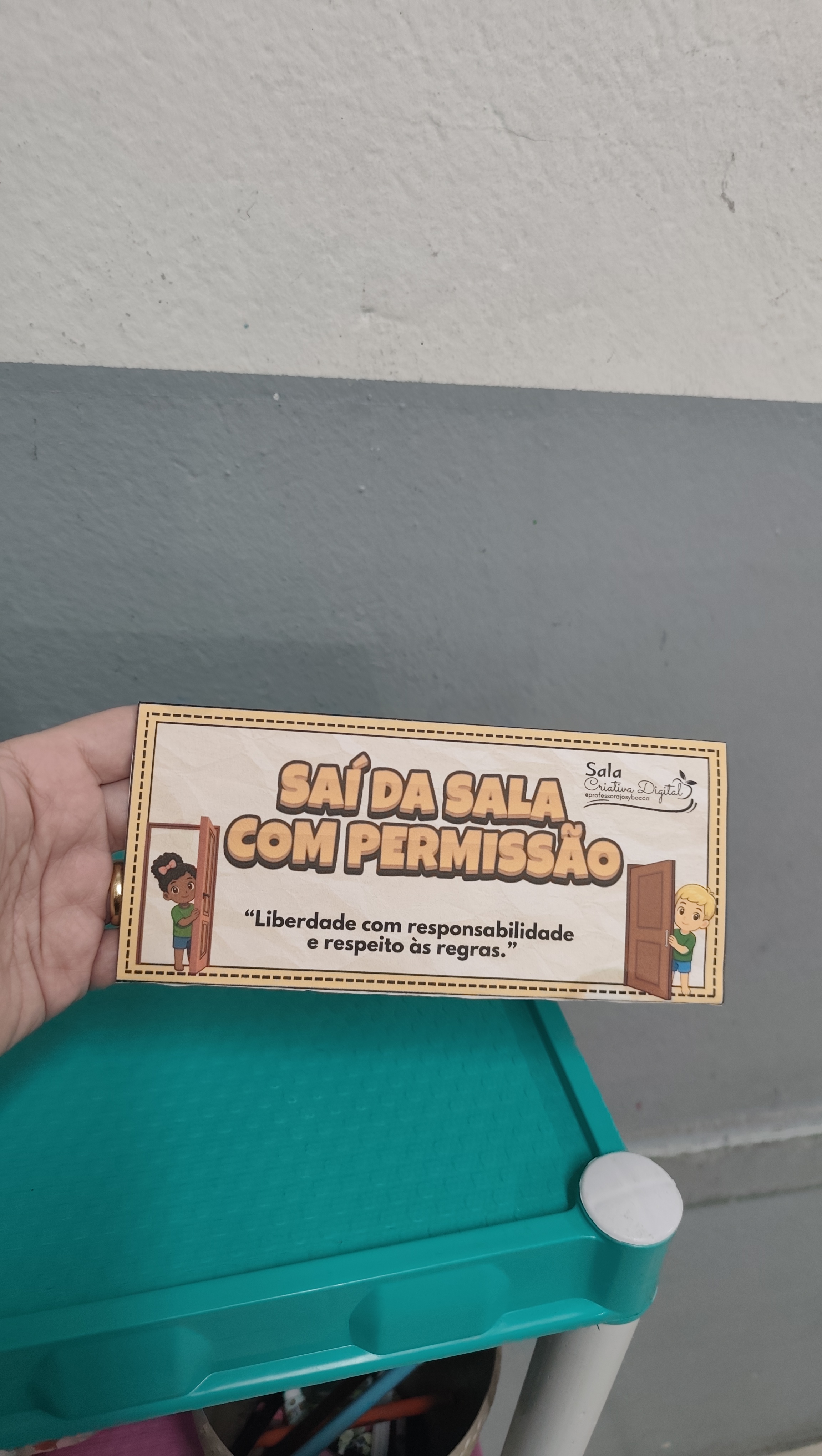 Saí da sala com permissão - PLAQUINHA PRA ÁGUA E BANHEIRO — amostra 1: 🚪 PLAQUINHA “SAÍ DA SALA COM PERMISSÃO” Saí da sala com permissão - PLAQUINHA PRA ÁGUA E BANHEIRO — amostra 1: 🚪 PLAQUINHA “SAÍ DA SALA COM PERMISSÃO”