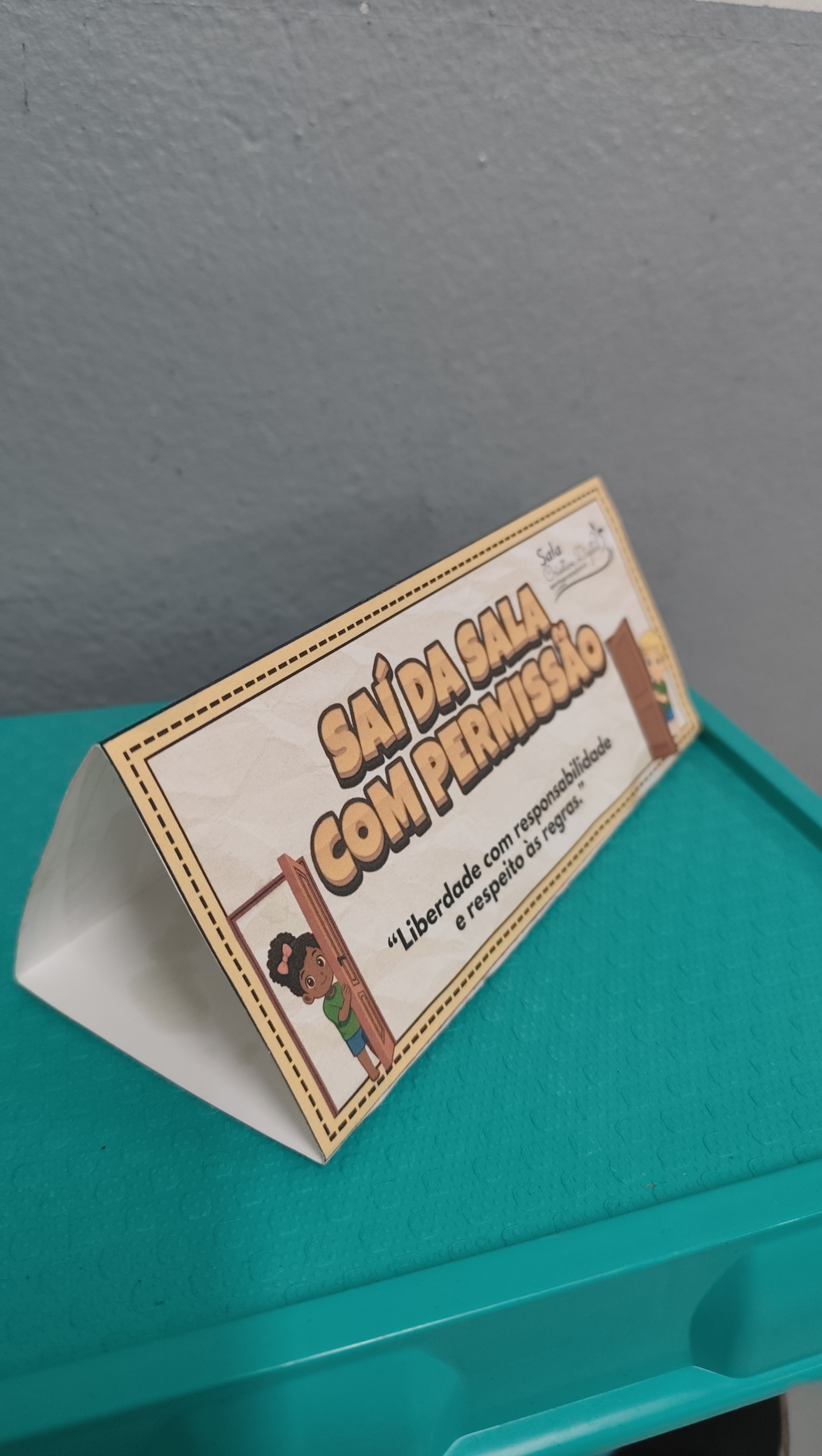 Saí da sala com permissão - PLAQUINHA PRA ÁGUA E BANHEIRO — amostra 2: Uma ideia simples para trabalhar Saí da sala com permissão - PLAQUINHA PRA ÁGUA E BANHEIRO — amostra 2: Uma ideia simples para trabalhar