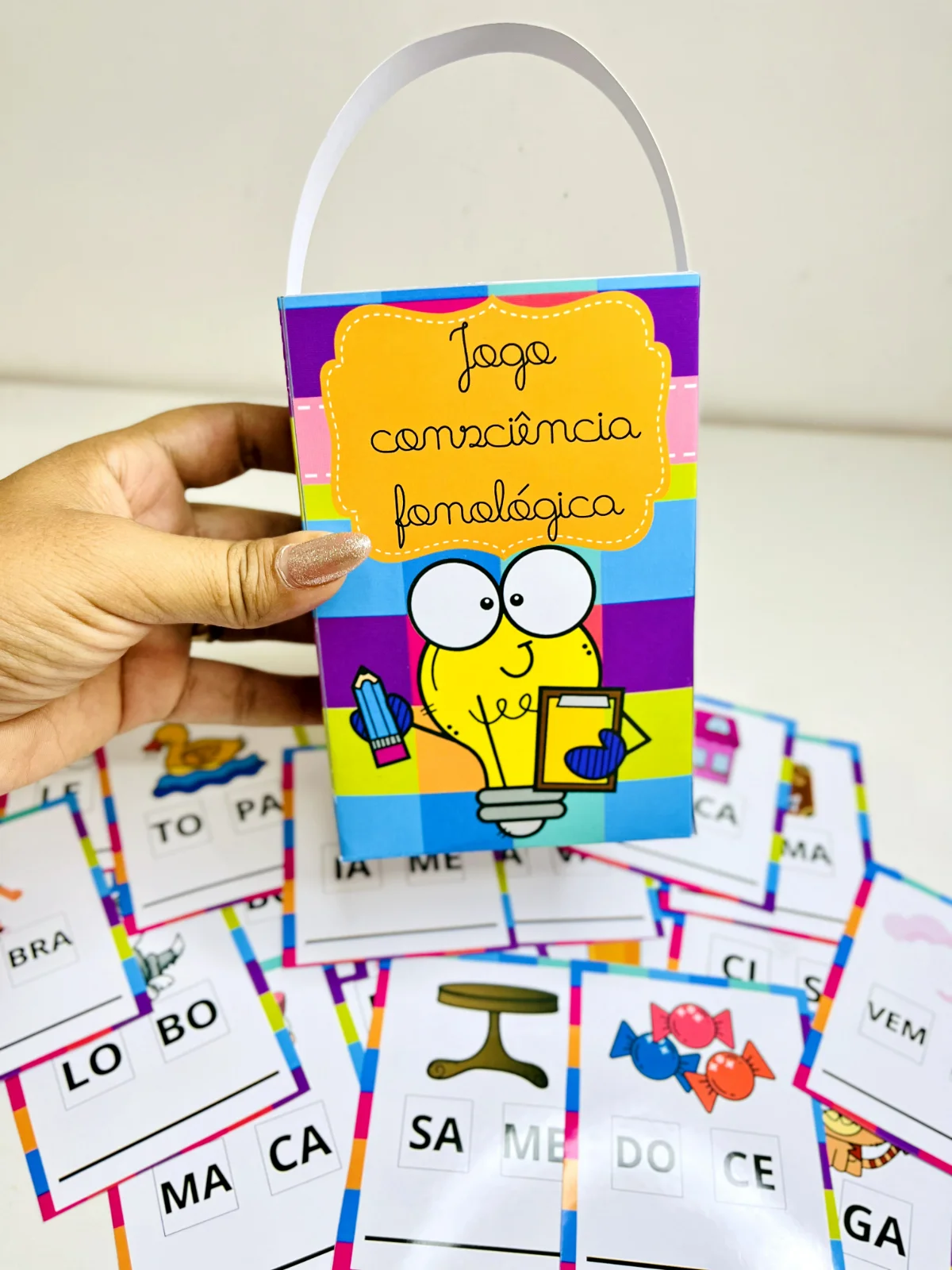Sílaba Desembaralhada: Jogo Fonológico para Imprimir — amostra 3: Jogo de desembaralhar sílabas para formar palavras,…