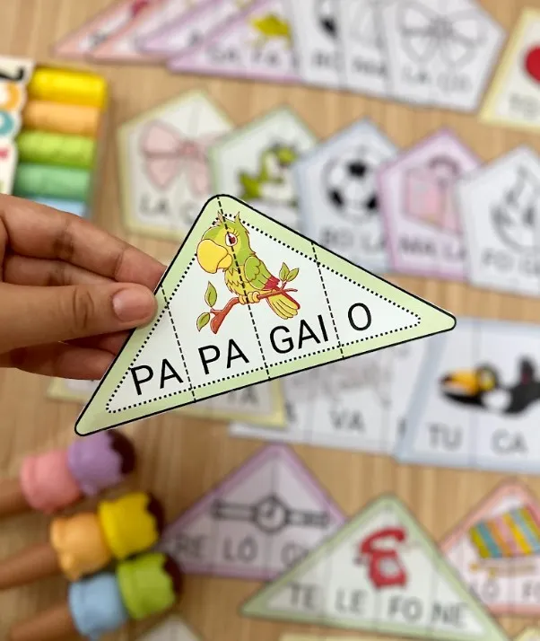 Sílabas Geométricas: Quebra-Cabeça de Formação de Palavras — amostra 6: Quebra-cabeça silábico com palavras de sílabas…