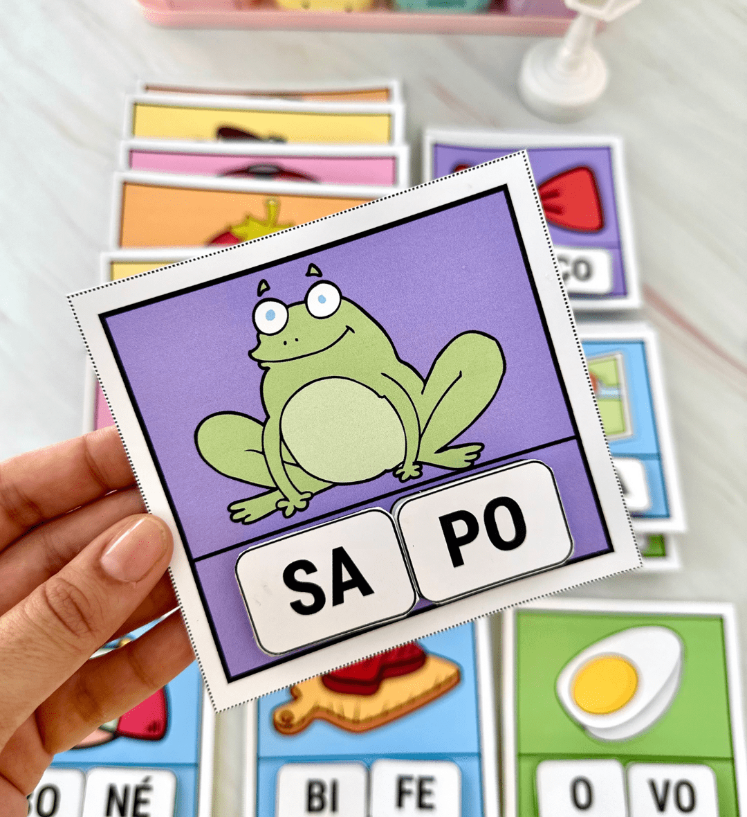 Sílabas simples: 20 fichas de encaixe para alfabetização — amostra 2: O que acompanha o material