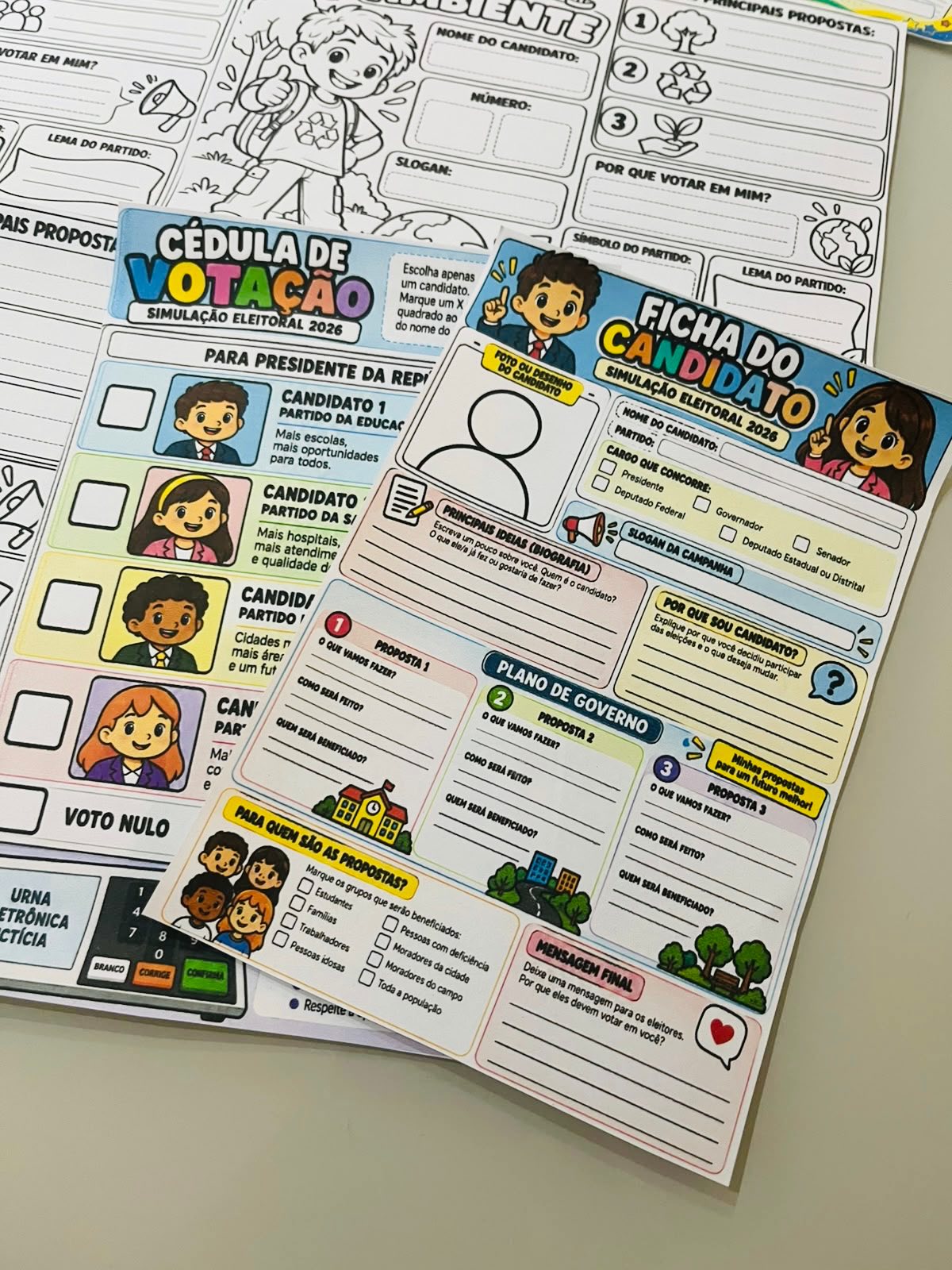 Simulação Eleitoral 2026 – Projeto Pedagógico sobre Democracia — amostra 5: Projeto pedagógico para trabalhar democracia,…
