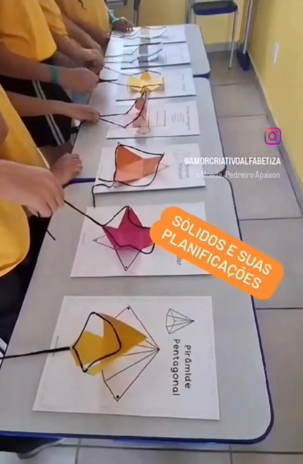 📐🧊 Sólidos Geométricos 3D e Planificações — Matemática para 3º ano: 📐 Sólidos Geométricos 3D com planificações, 18…