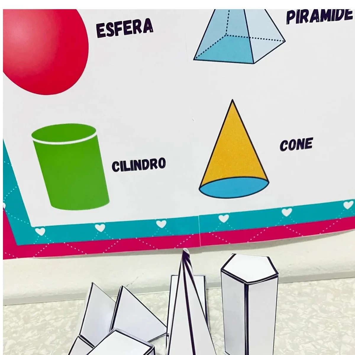 Sólidos Geométricos – Atividades de Matemática para Imprimir — amostra 1: Sólidos Geométricos*