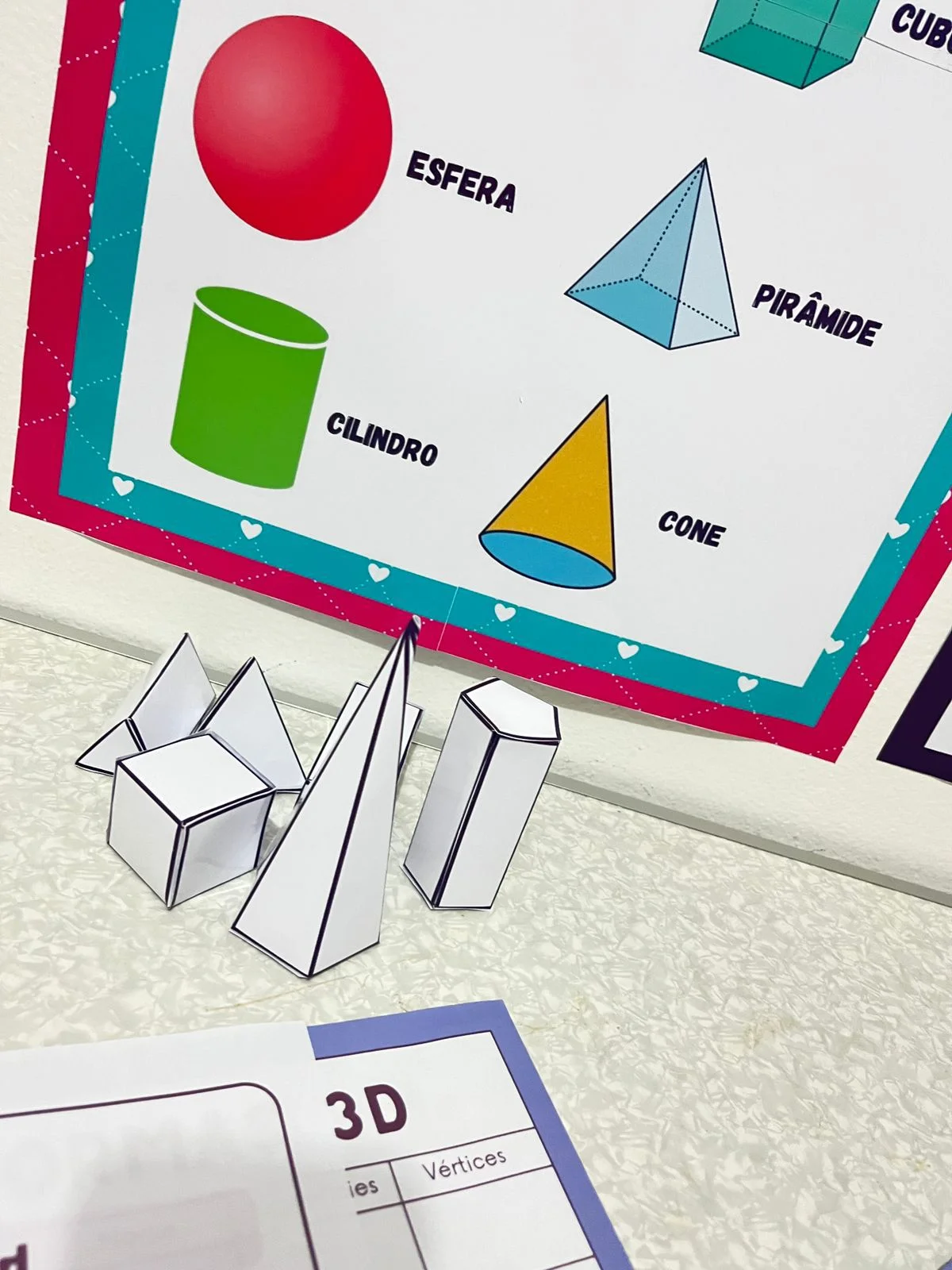 Sólidos Geométricos – Atividades de Matemática para Imprimir — amostra 3: Este material completo é perfeito para trabalhar…