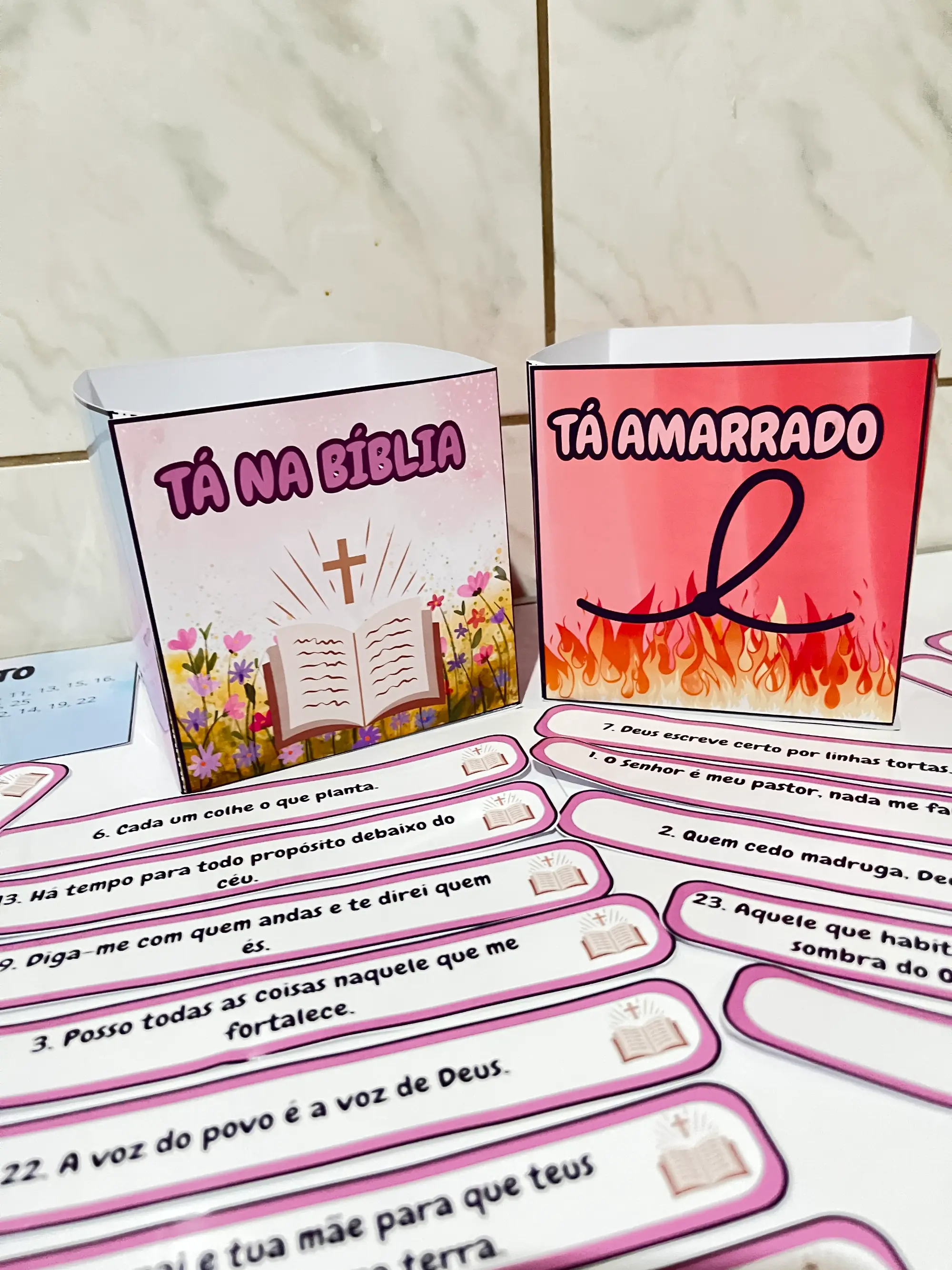 "Tá na Bíblia ou Tá Amarrado?" – O Jogo Divertido — capa do material