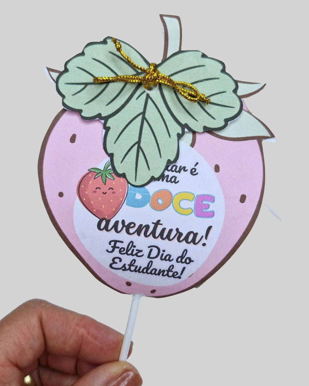 Tag para Pirulito Dia do Estudante – PDF para Imprimir — amostra 2: Surpreenda seus pequenos com essa tag irresistível para…