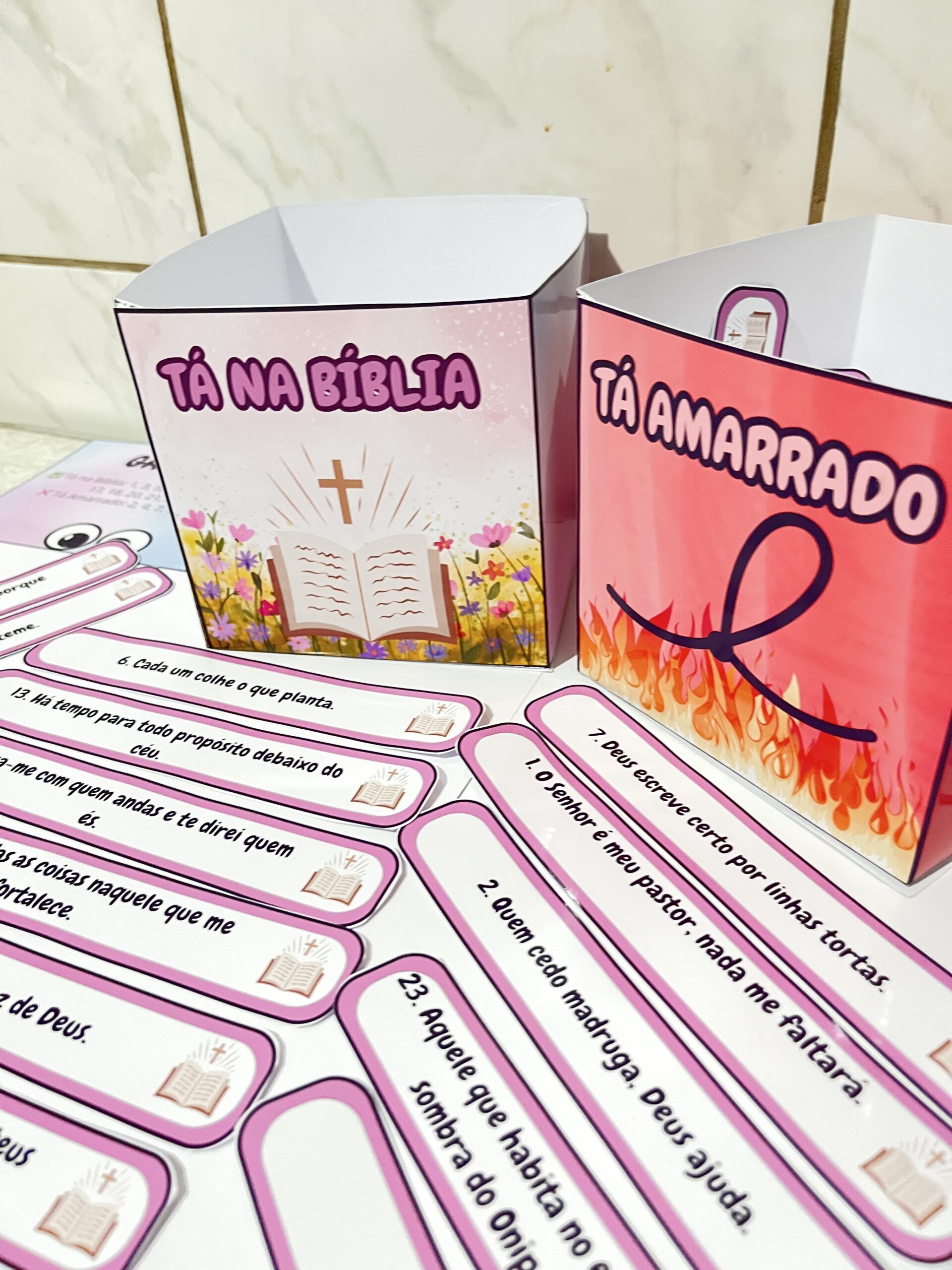 Tána bíblia ou tá amarrado? – Material Pedagógico — amostra 1: Sobre o TÁNA BÍBLIA OU TÁ AMARRADO?