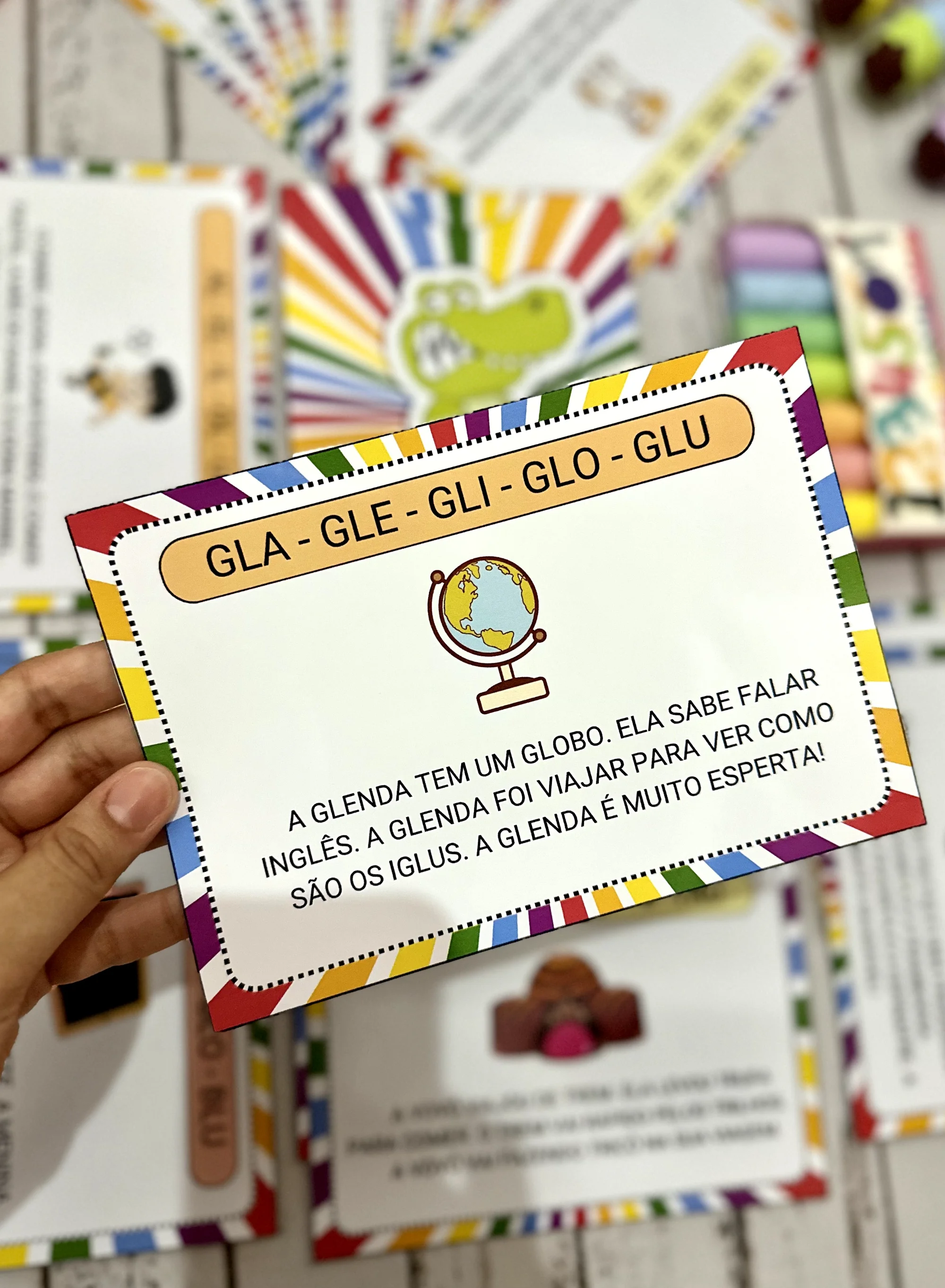 Textinhos para leitura Silabas complexas — amostra 5: O arquivo possui 26 textos para leitura, em que cada um estimula a…