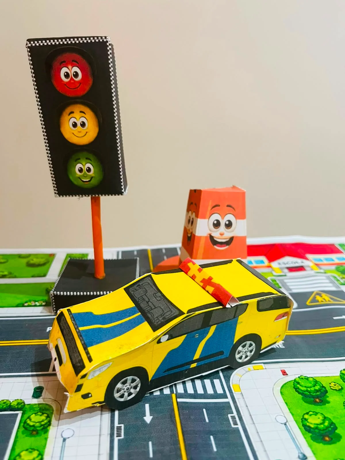 🚦 TRÂNSITO DIVERTIDO 🚗🏙️ — amostra 6: 🚦 TRÂNSITO DIVERTIDO 🚗🏙️ Uma cidade inteira para montar, criar, brincar e…